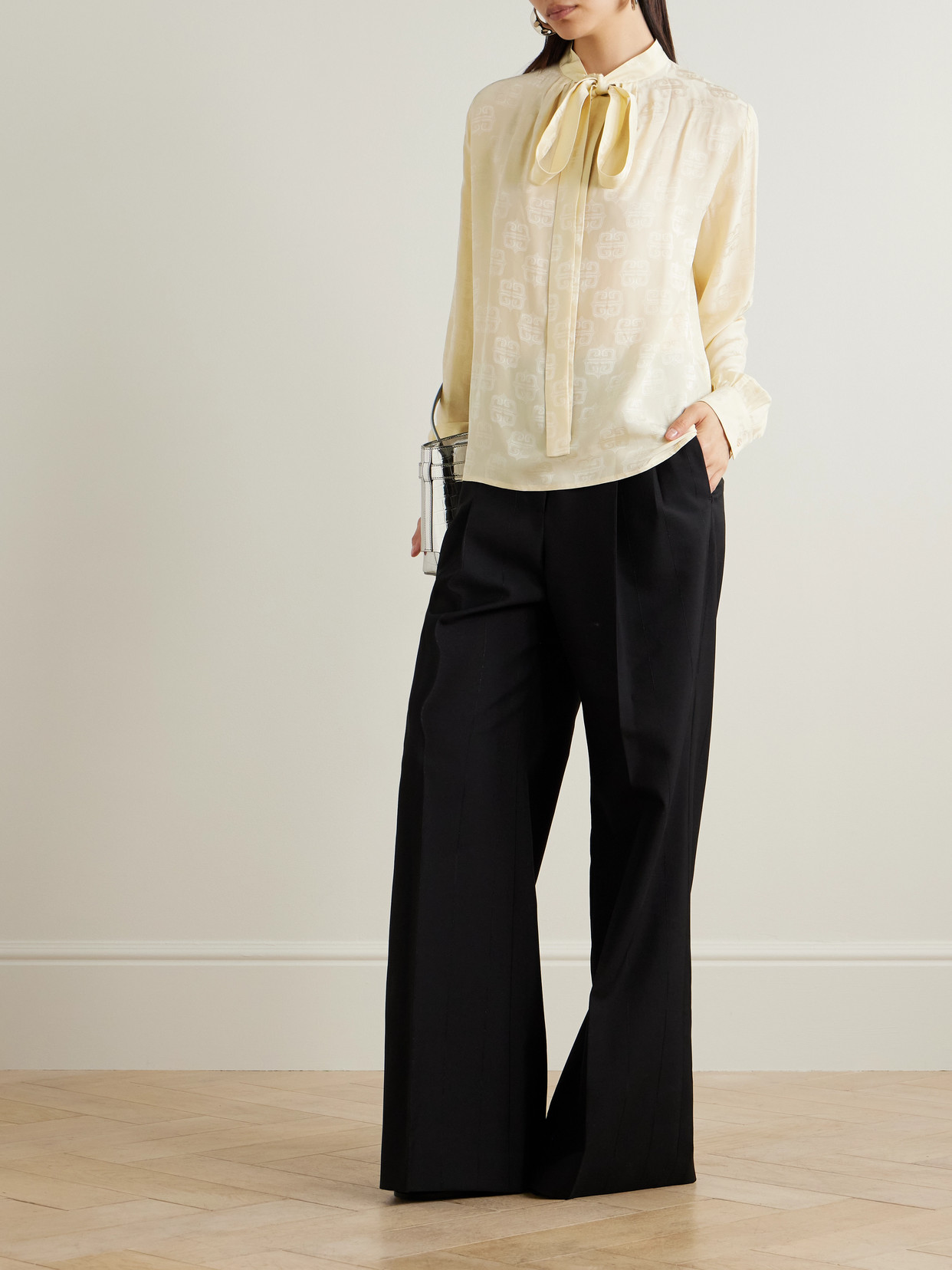 Givenchy Beige Pussy Bow Blouse In Blend Silk Woman In White