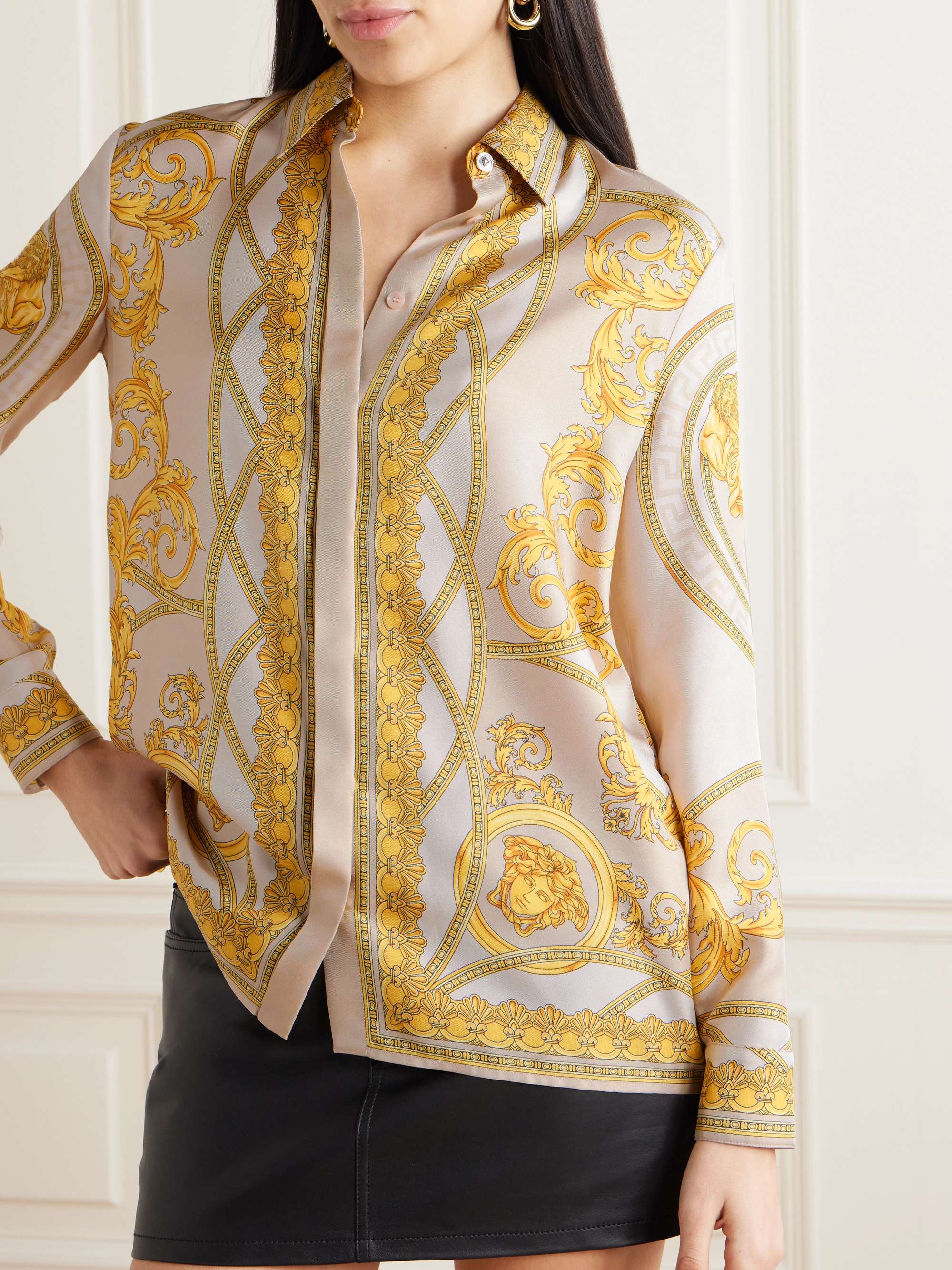 VERSACE 
