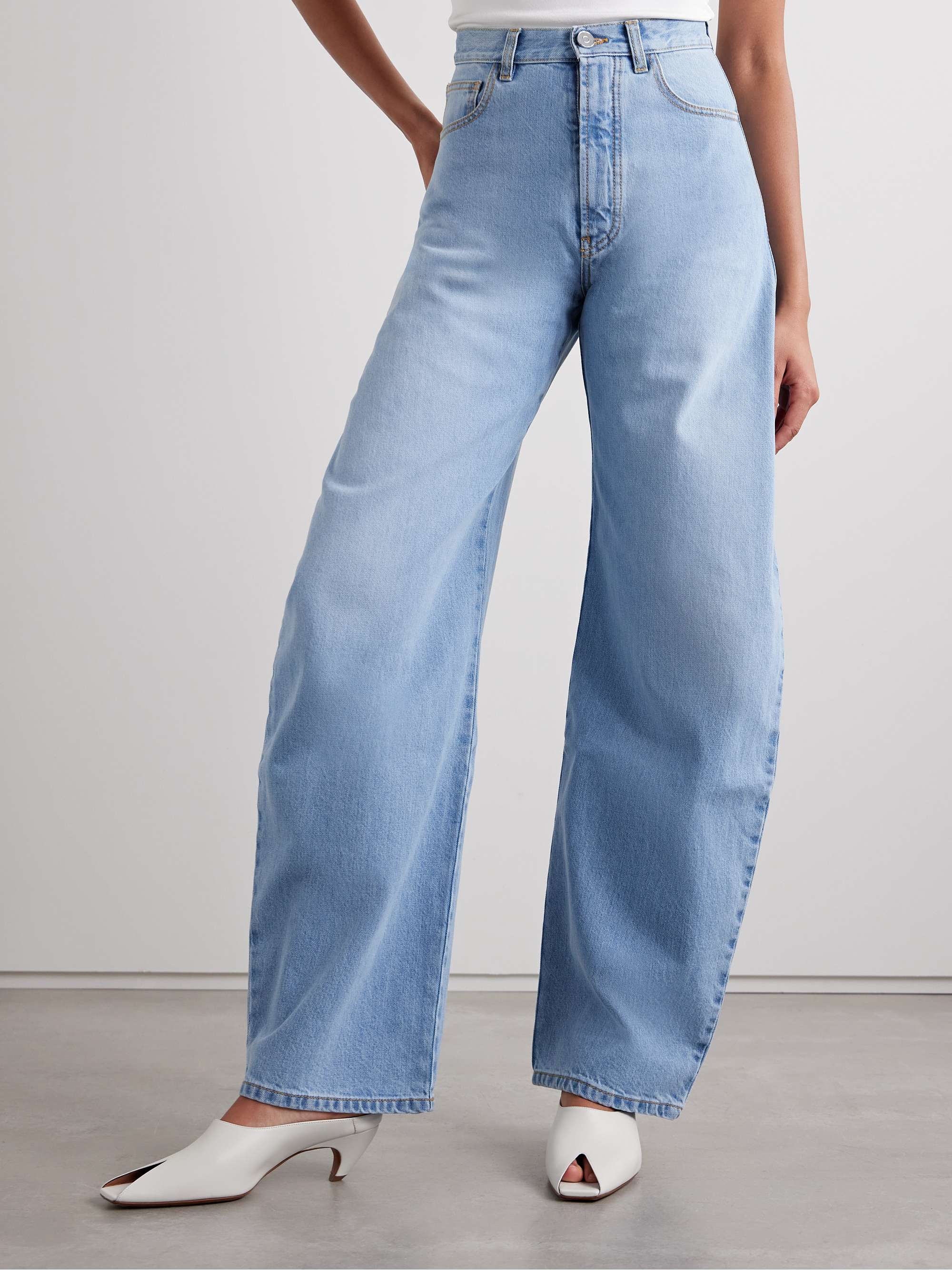 ALAÏA 