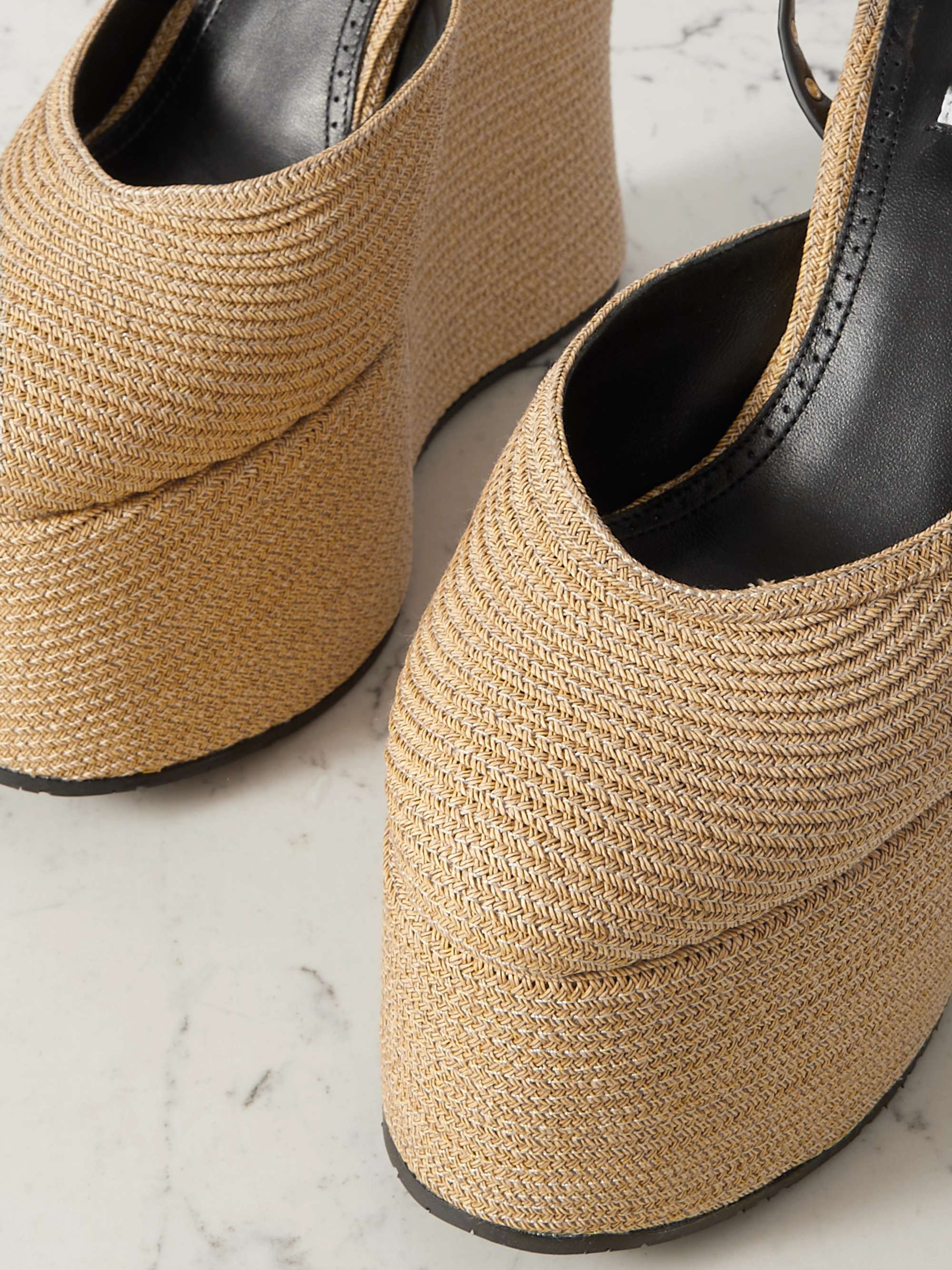 ALAÏA 