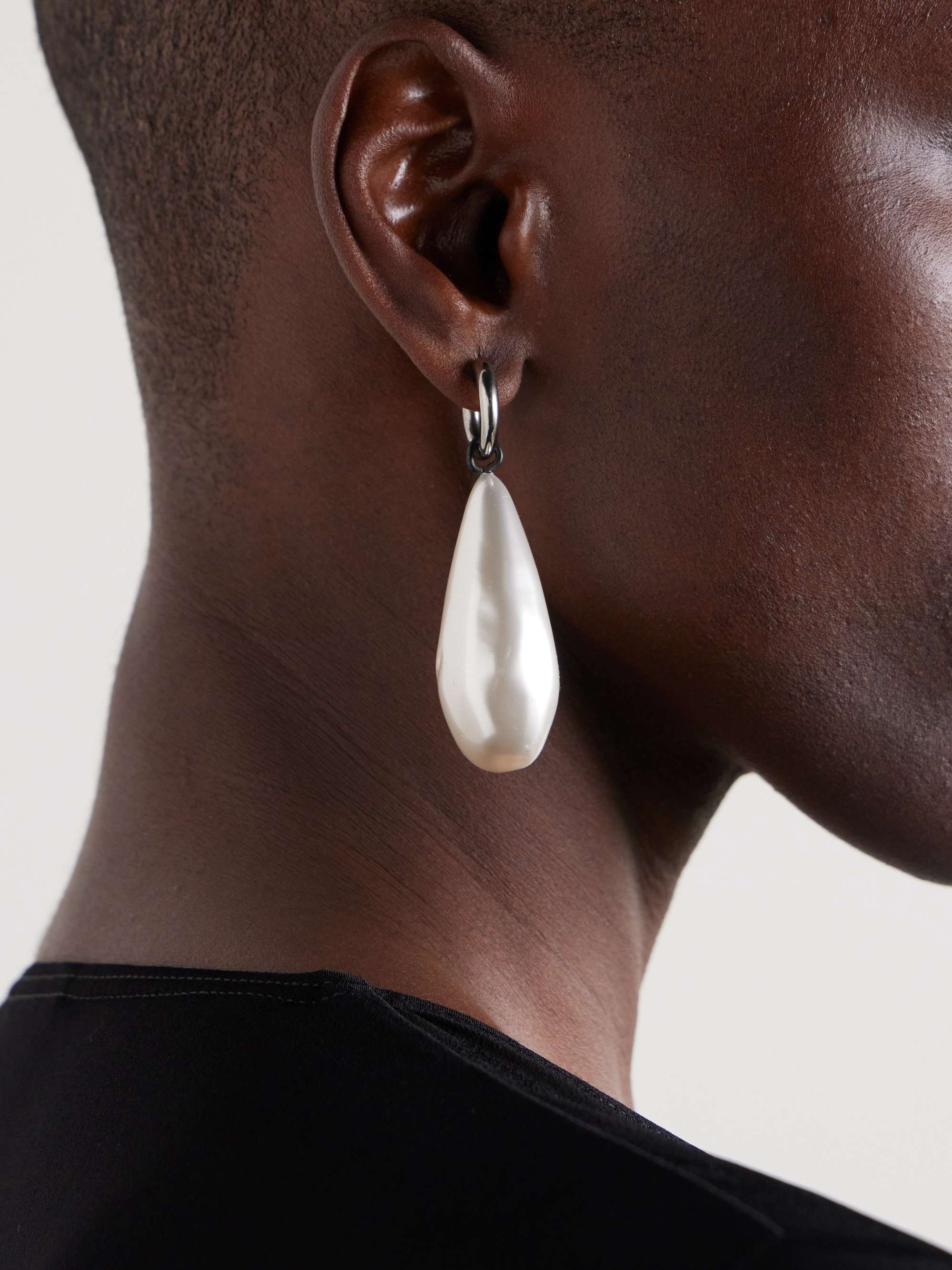 Palazzo silver tone faux pearl earrings silver One Size