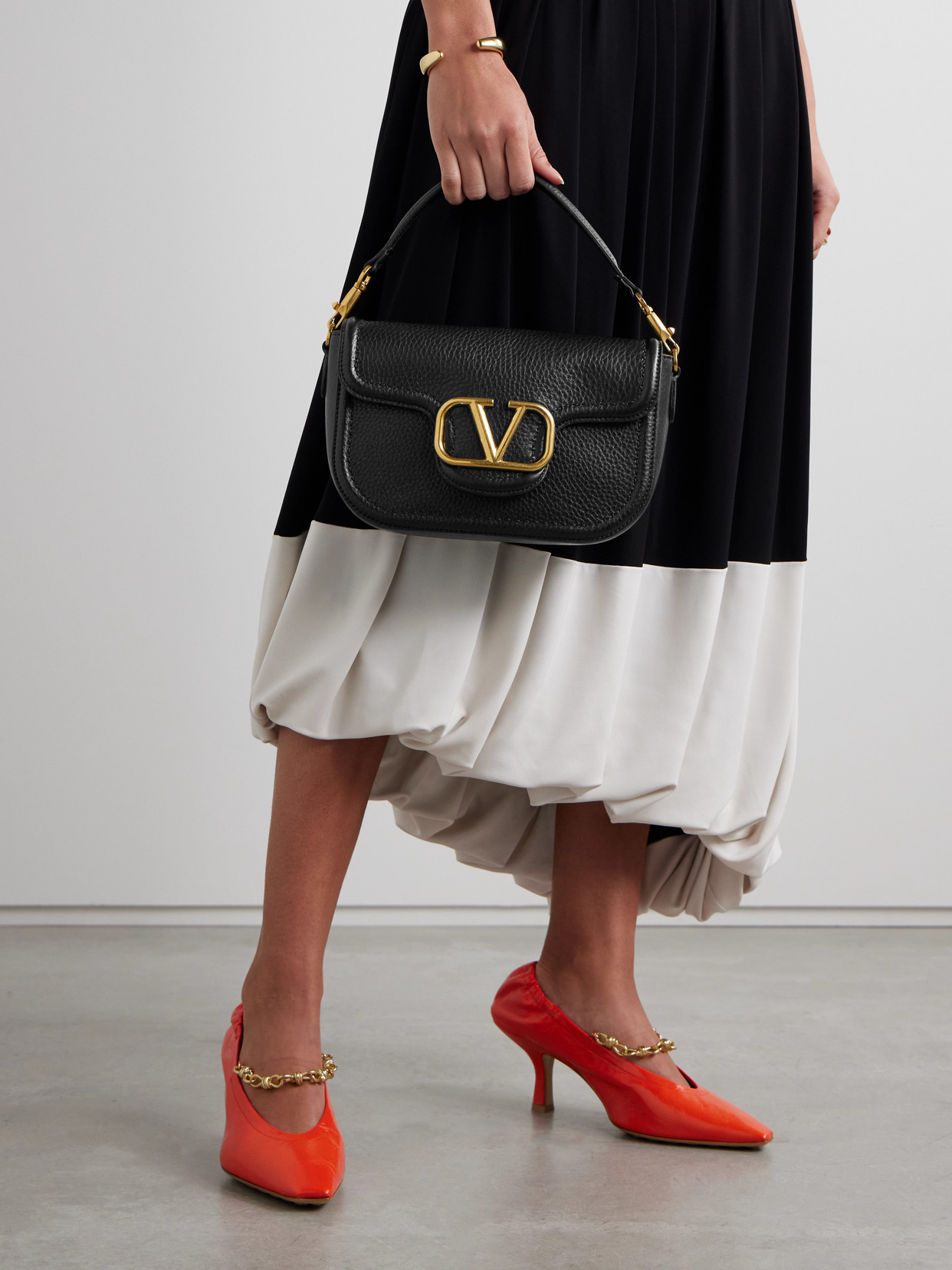 Valentino Vlogo Embellished Textured-leather Shoulder Bag In Black