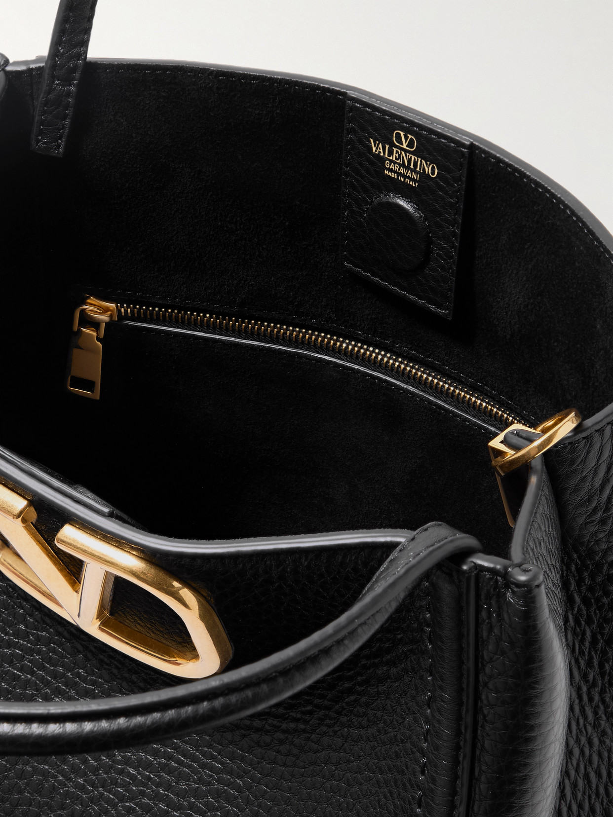 Valentino All Time Medium Textured-leather Shoulder Bag In Black