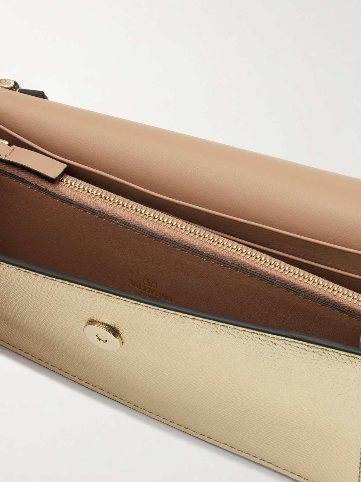 Valentino Vlogo Signature Metallic Leather Wallet On Chain In Gold