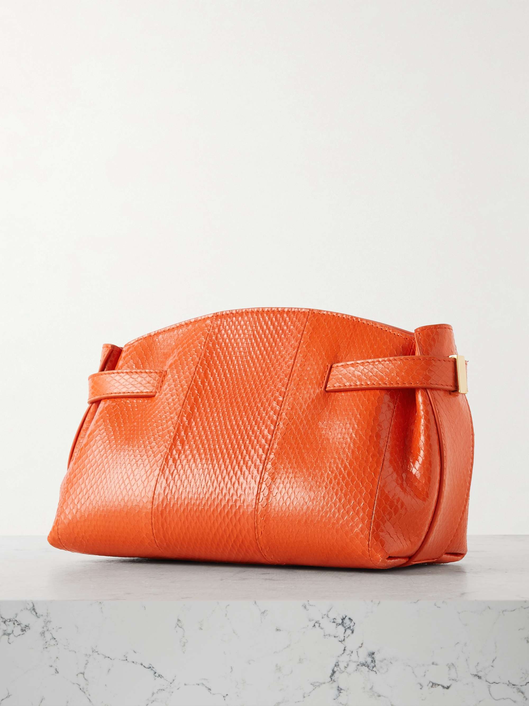 FERRAGAMO 