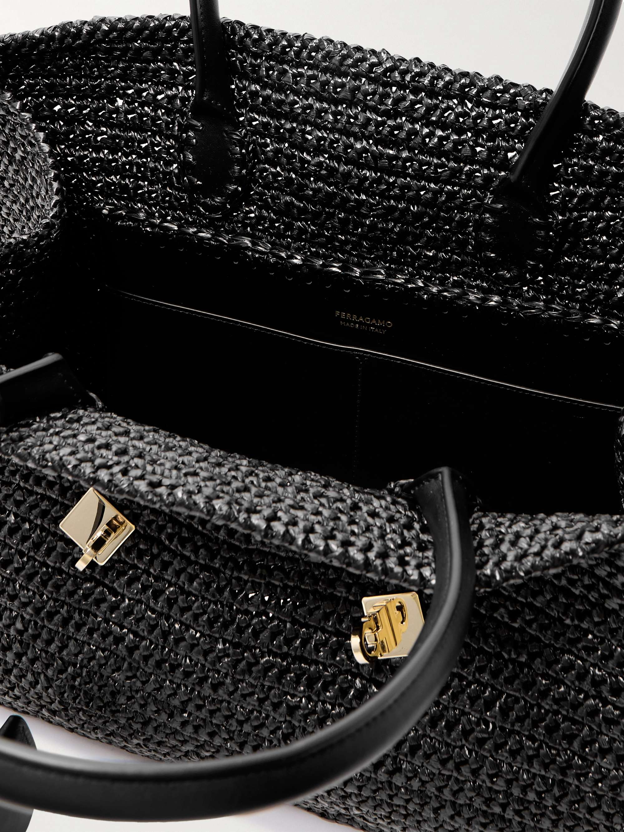 FERRAGAMO 