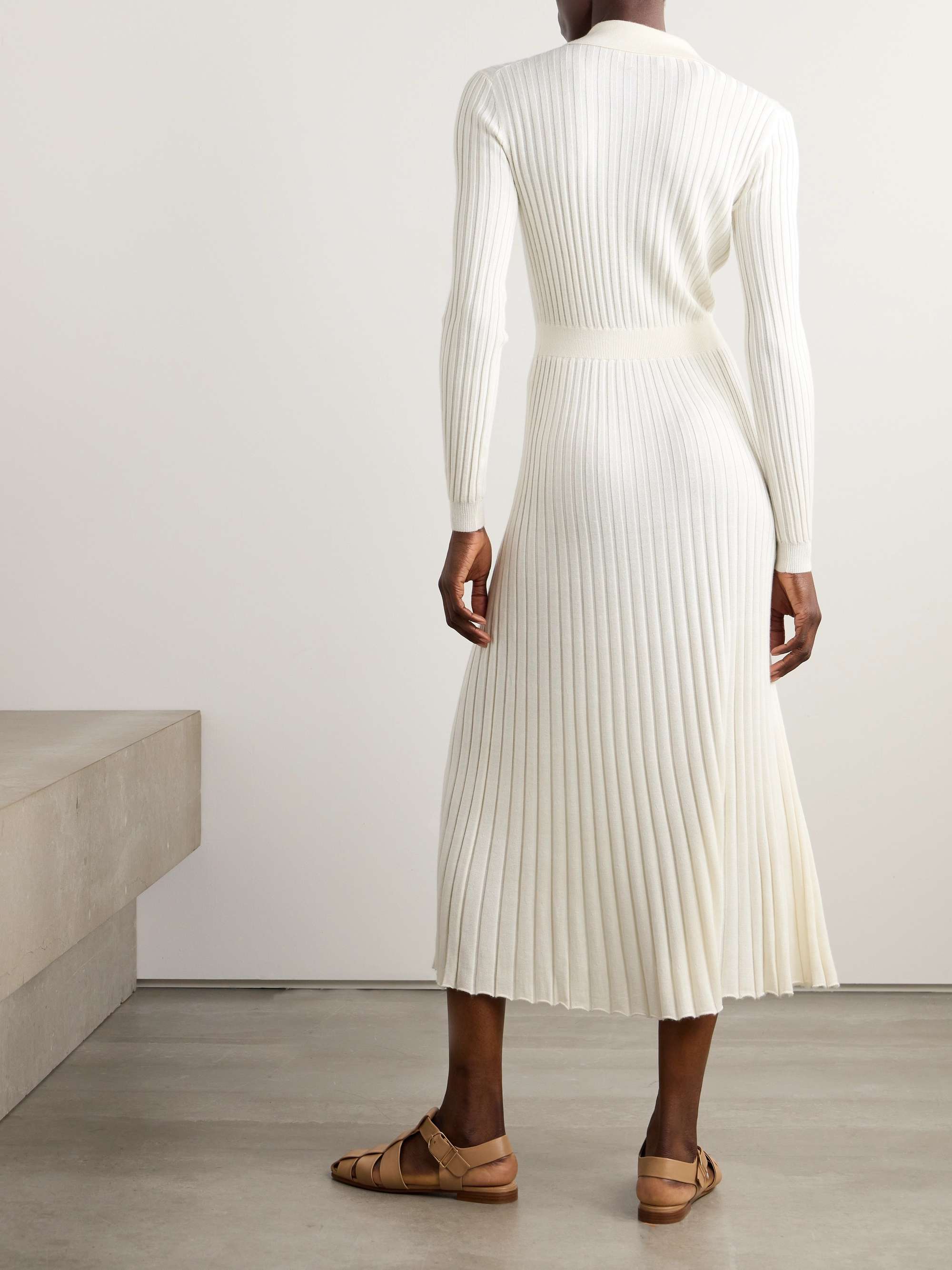 GABRIELA HEARST 