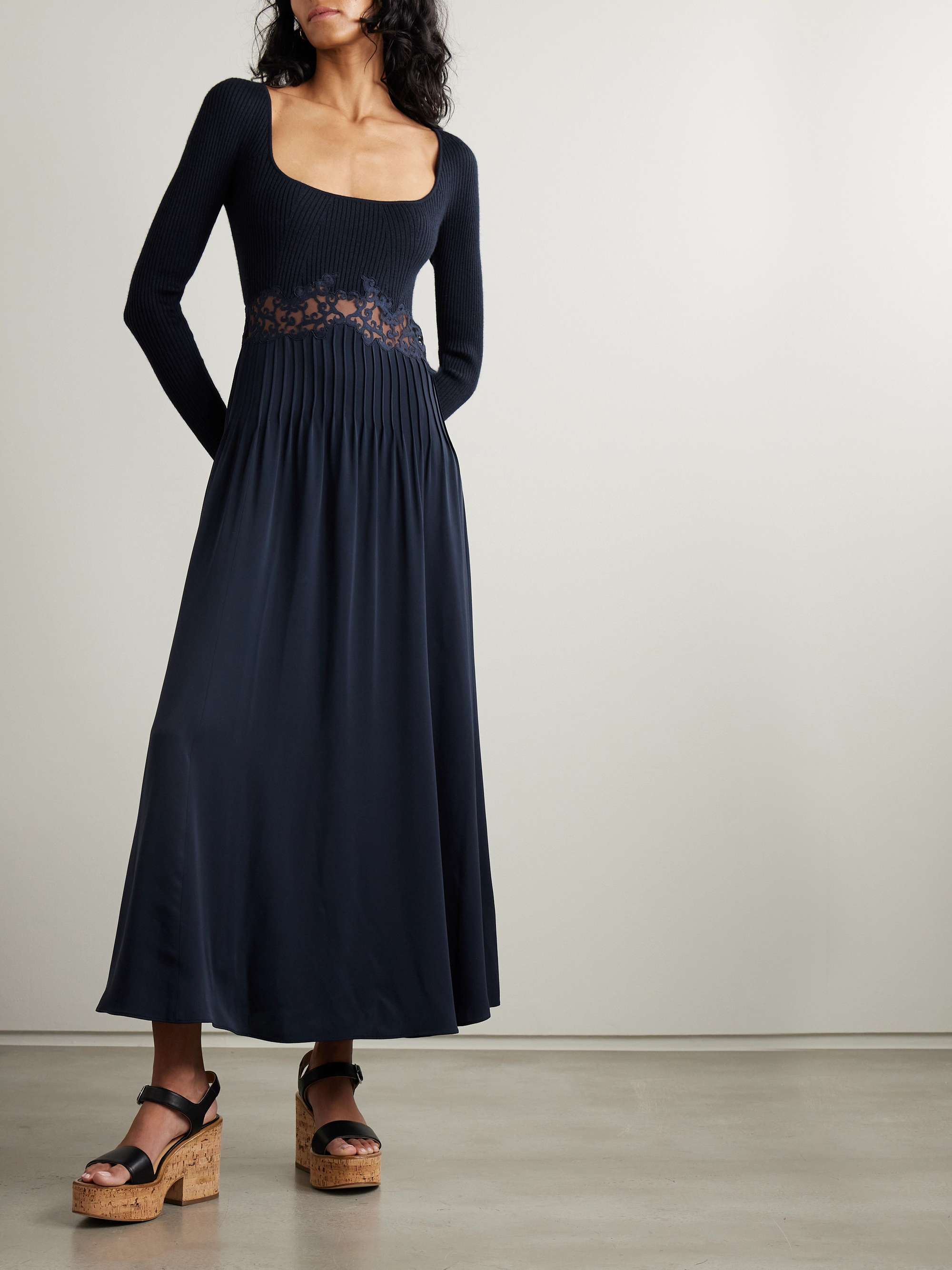 GABRIELA HEARST 