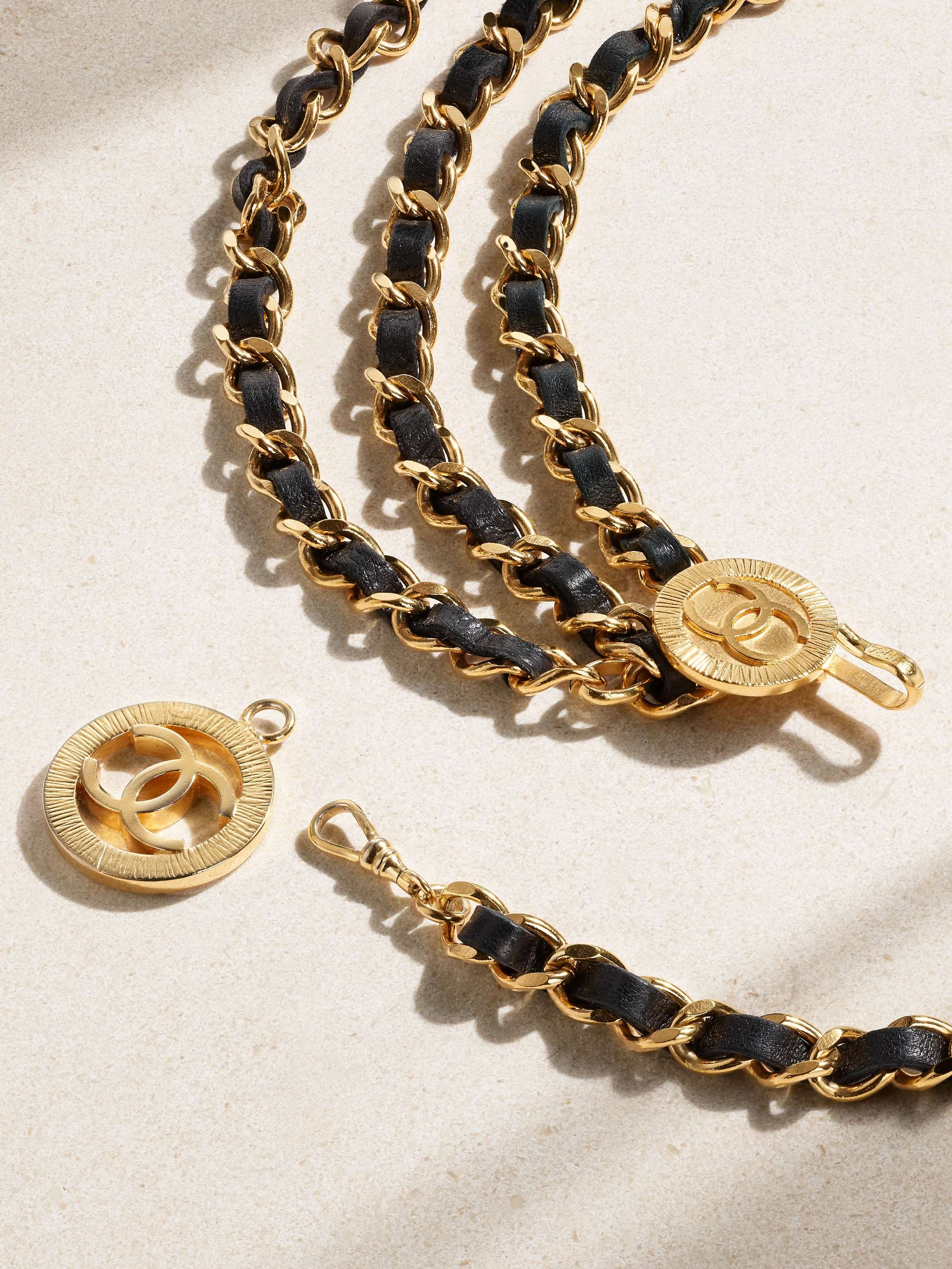 VINTAGE CHANEL 