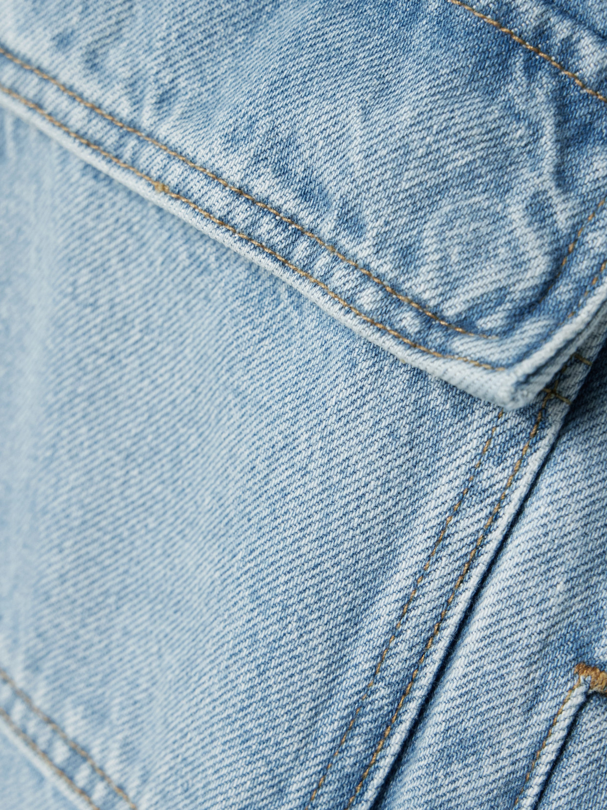 Agolde Luka Cropped Organic Denim Jacket In Blue