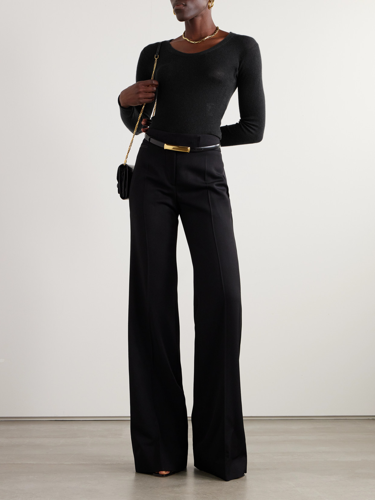 Tom Ford Cashmere And Silk-blend Sweater In Black