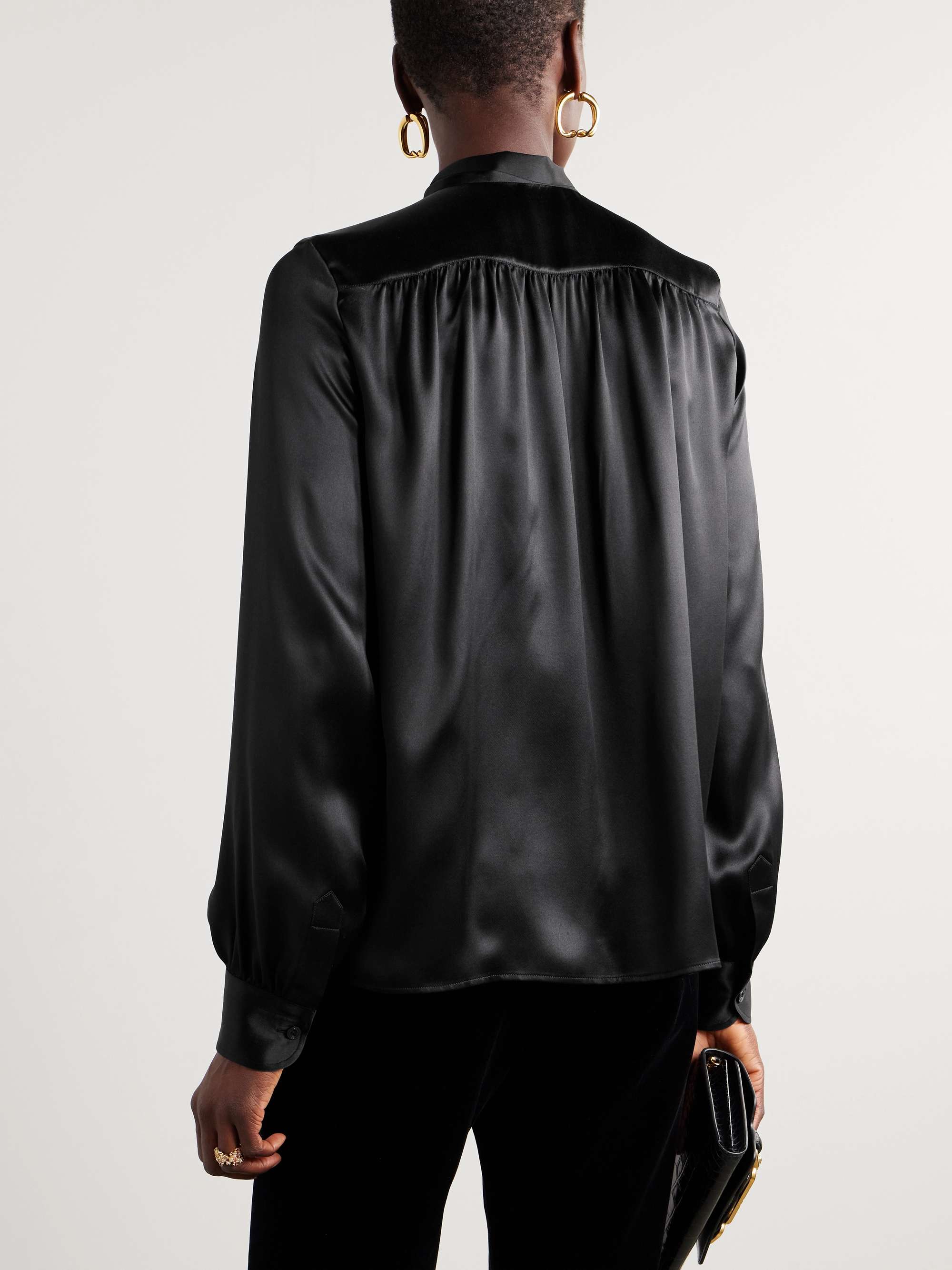 TOM FORD 