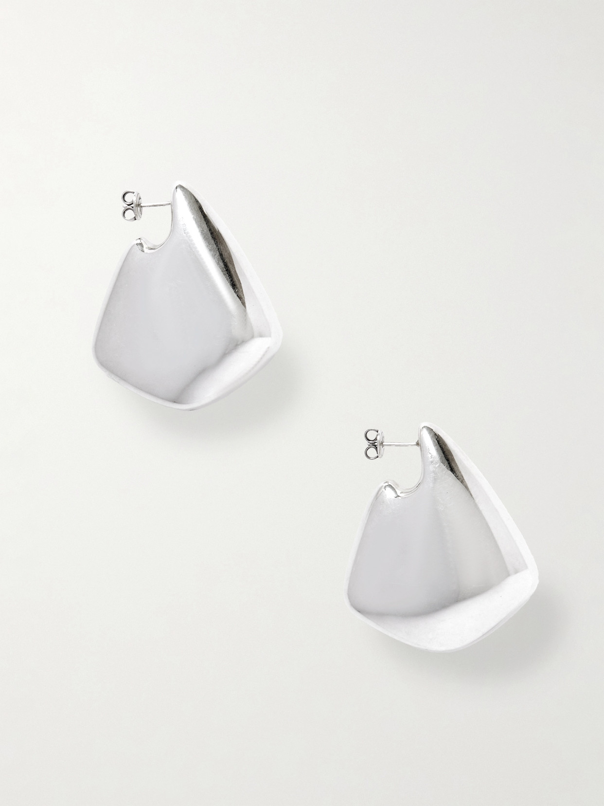 Bottega Veneta Small Vahuo Fin Earrings In Silver
