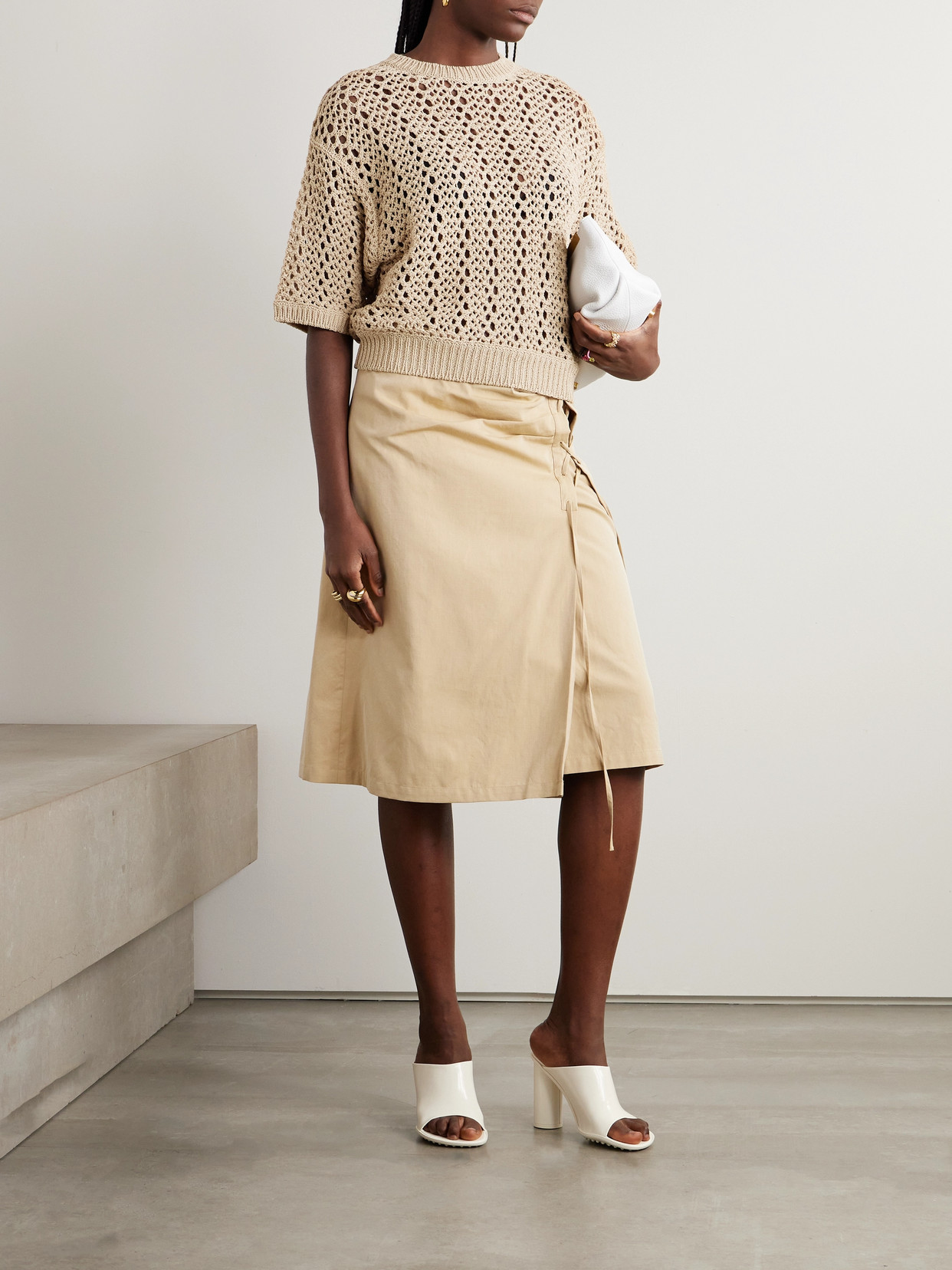 Brunello Cucinelli Open-knit Cotton-blend Sweater In Neutrals