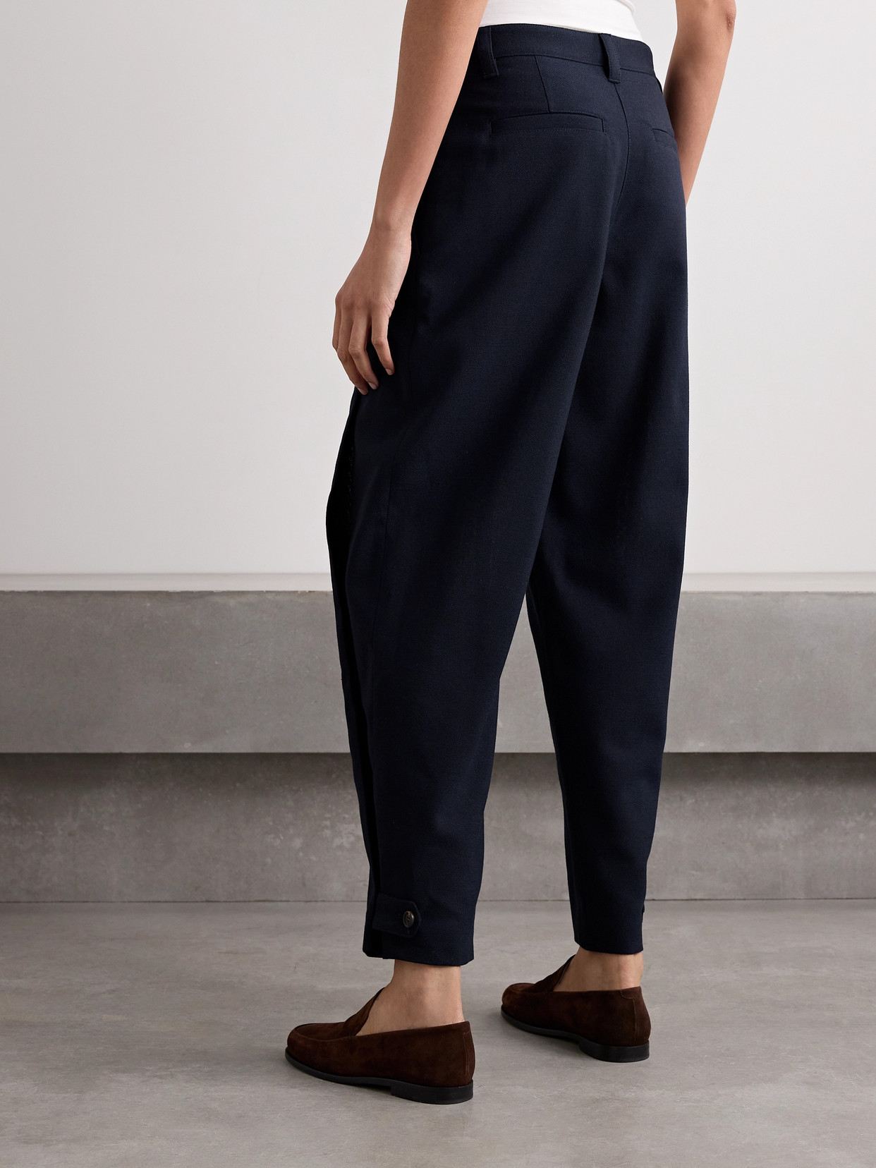 Brunello Cucinelli Panama Grain De Poudre Wool Tapered Pants In Blue