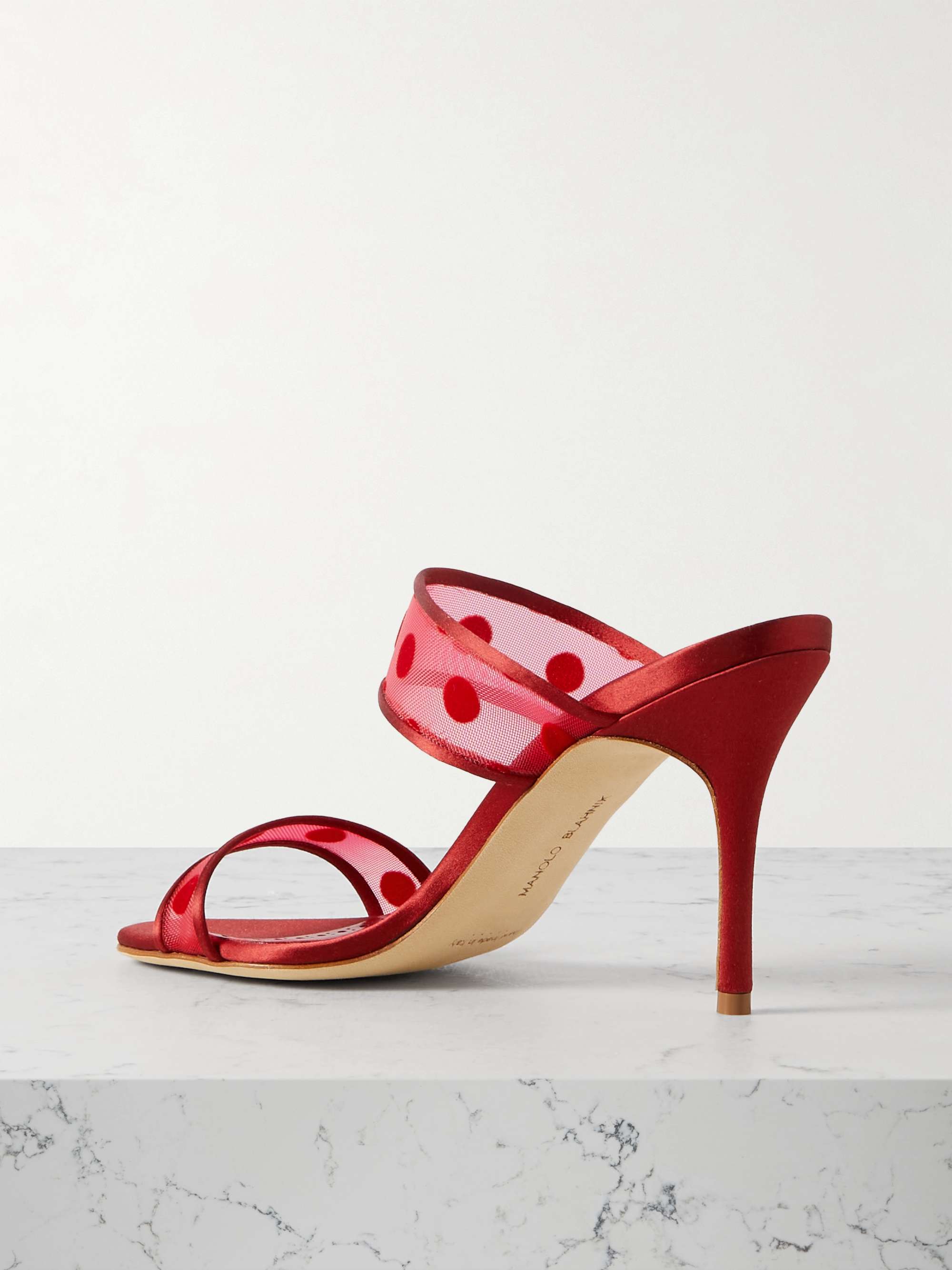 MANOLO BLAHNIK 