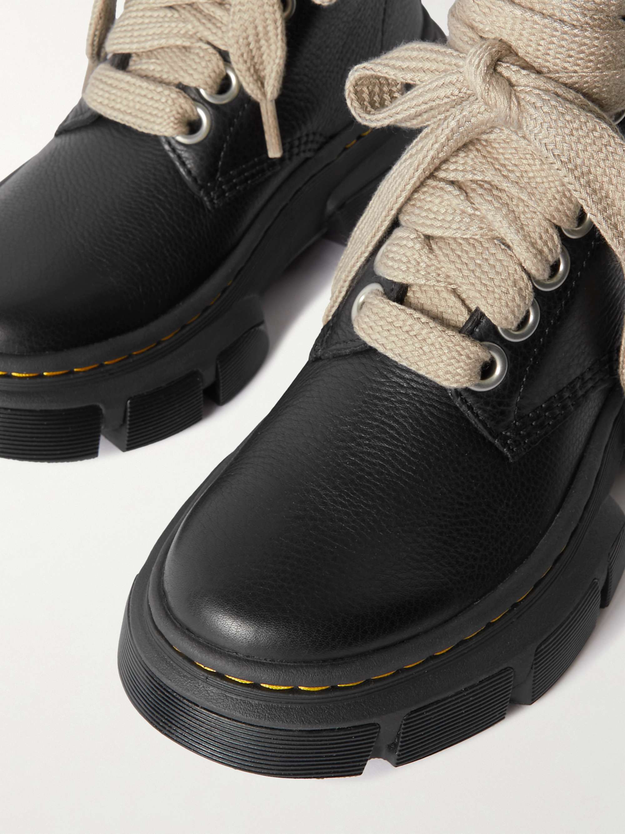 Dr. Martens 1918 DMXL Schnürstiefel aus strukturiertem Leder | NET 
