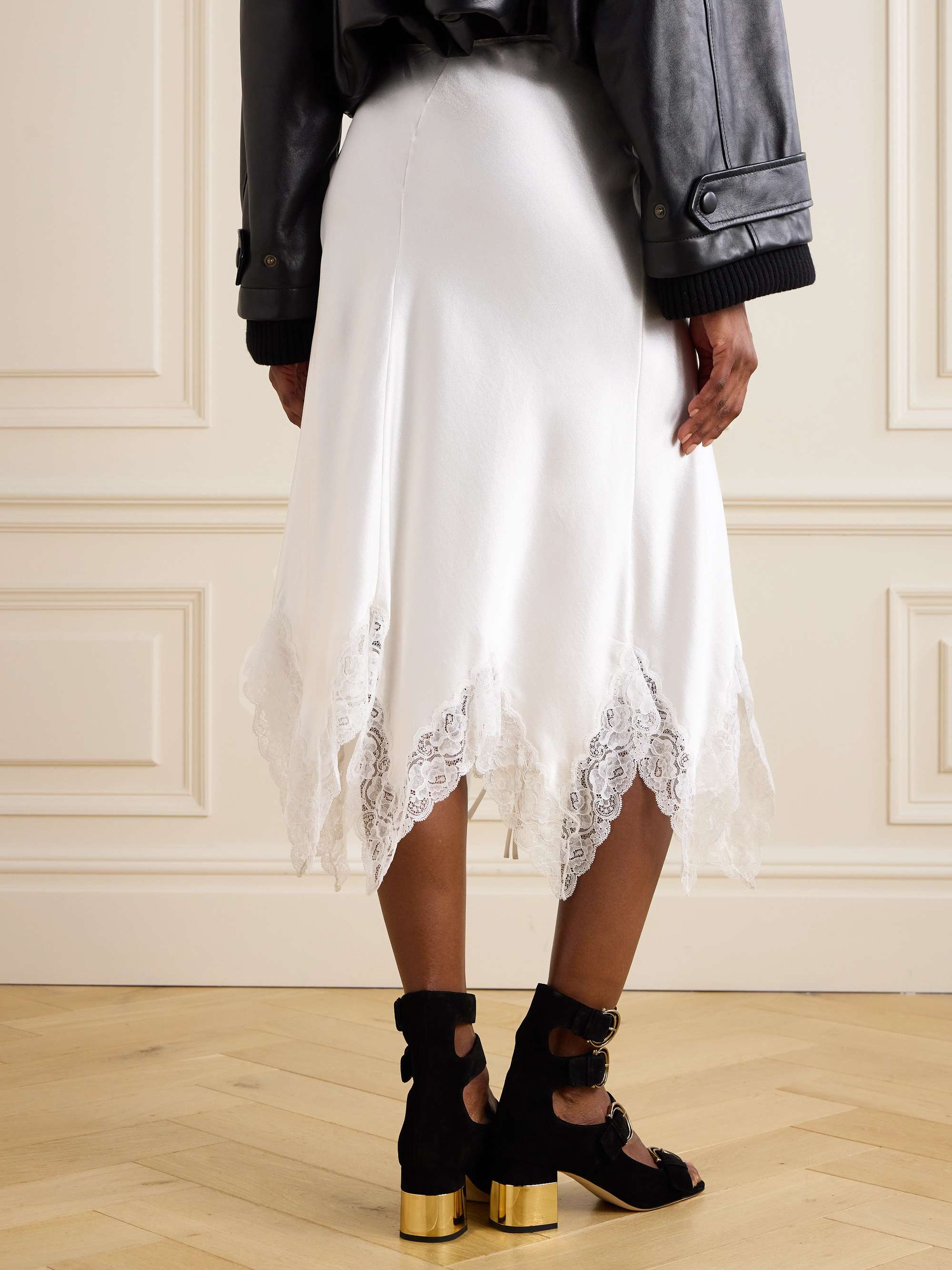 CHLOÉ 