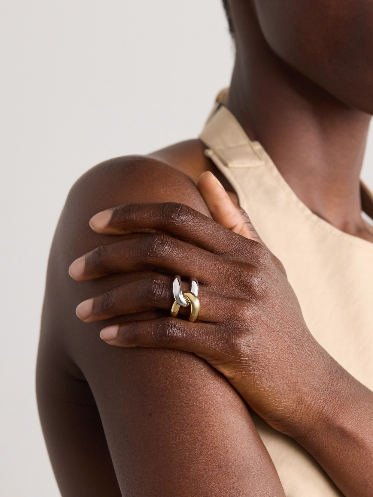 Gemella Intertwin 18-karat Yellow And White Gold Ring In Gold