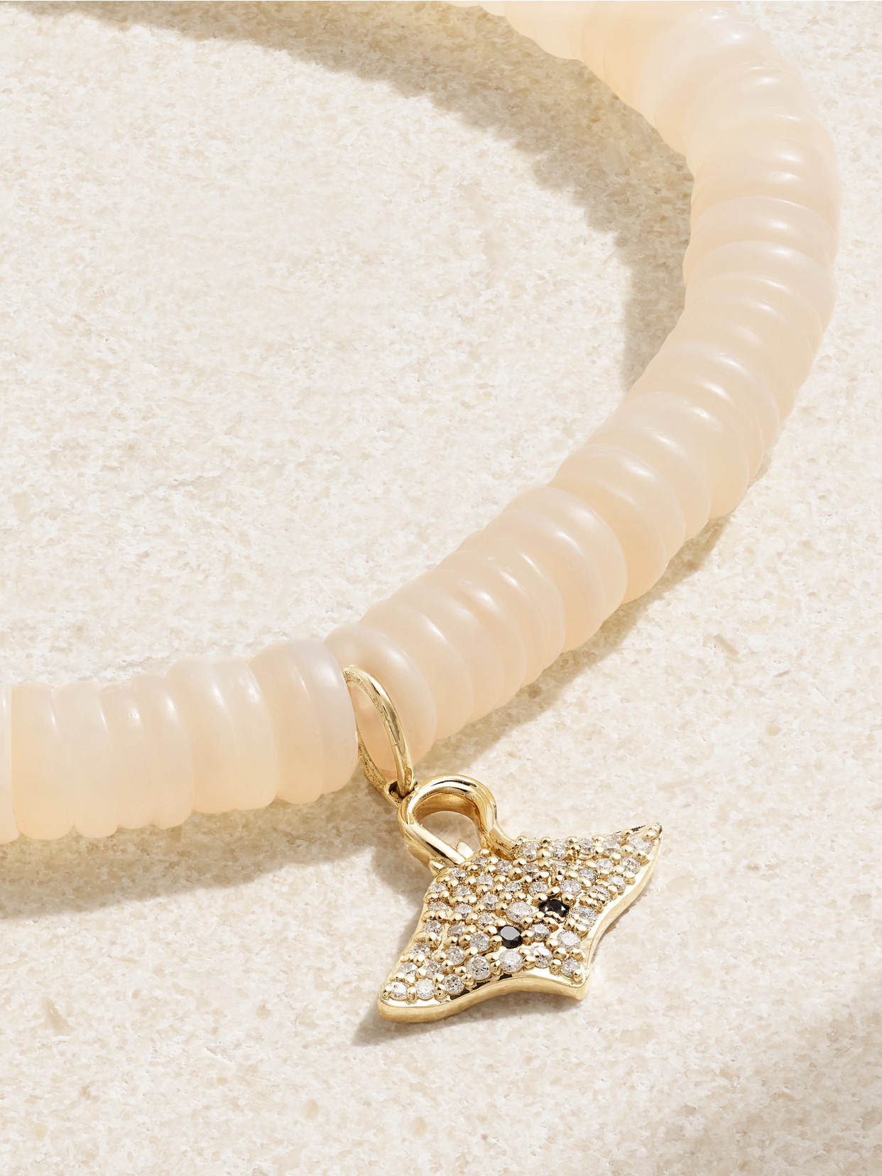 Sydney Evan Stingray 14-karat Gold, Diamond And Mother-of-pearl Bracelet In Gold