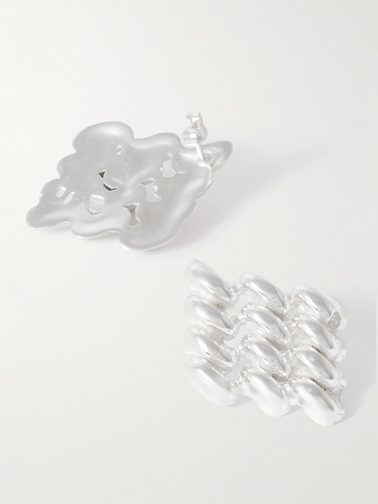 The Ysso Chain Link Sterling Silver Earrings In Silver