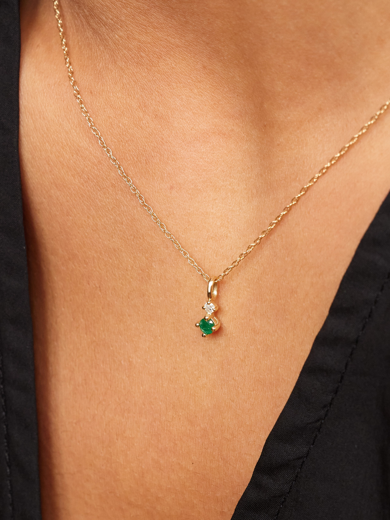 Stone And Strand Tiny Green Goddess 14-karat Gold, Diamond And Emerald Necklace In Gold