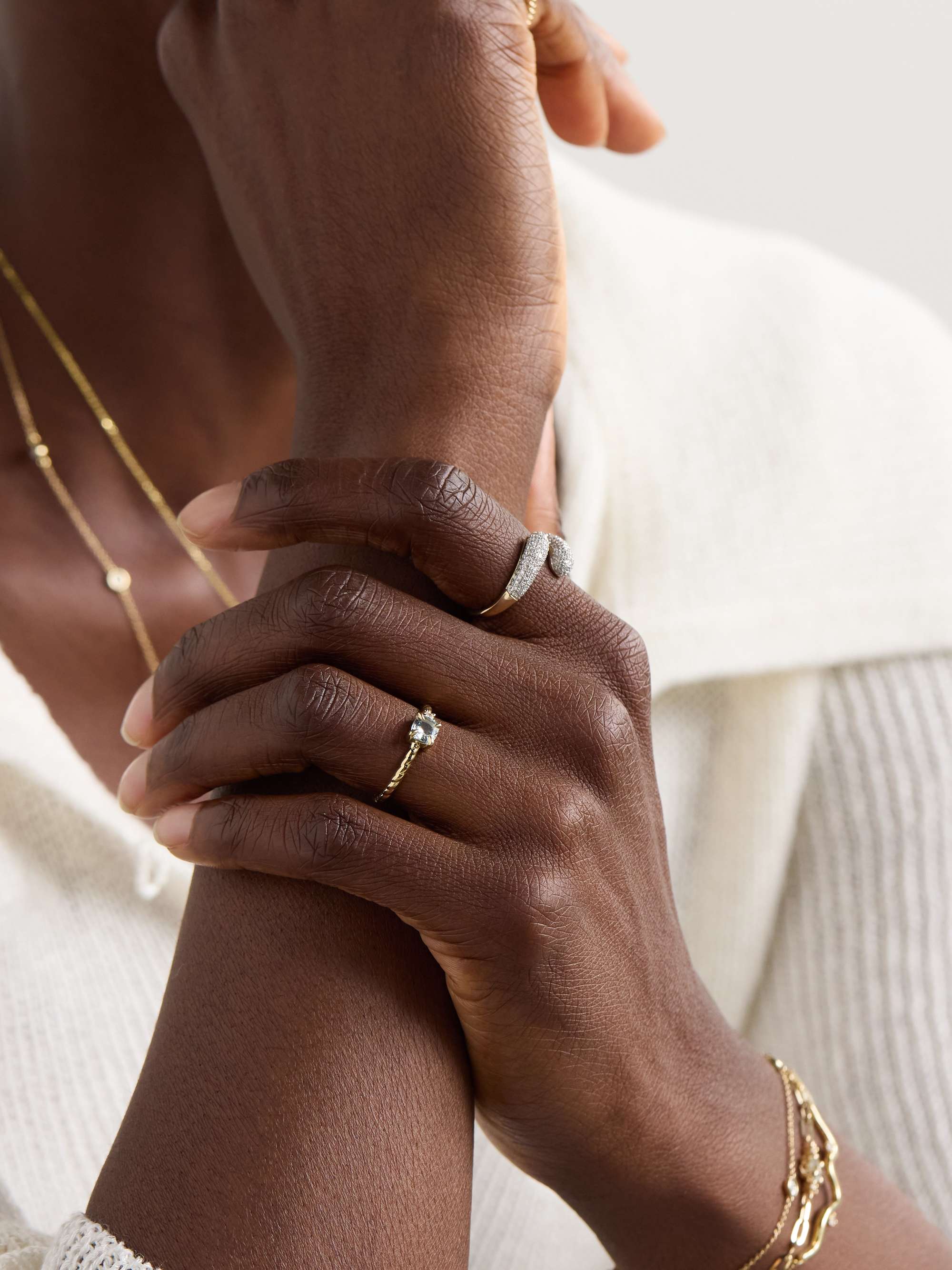 STONE AND STRAND 