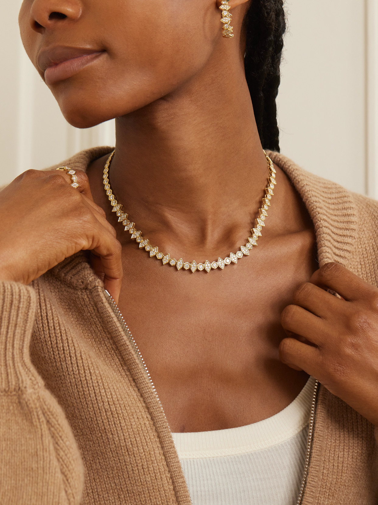 KOLOURS JEWELRY HEXAGON EXTRA LARGE 18-KARAT GOLD DIAMOND NECKLACE