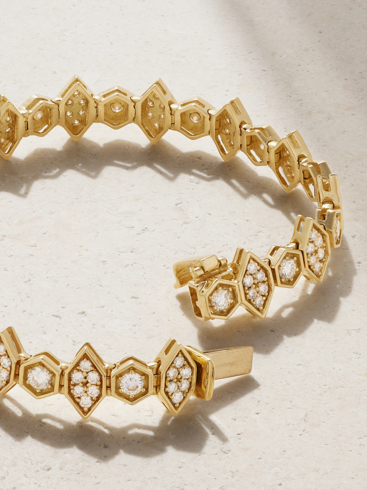 Kolours Jewelry Hexagon Large 18-karat Gold Diamond Bracelet In Gold