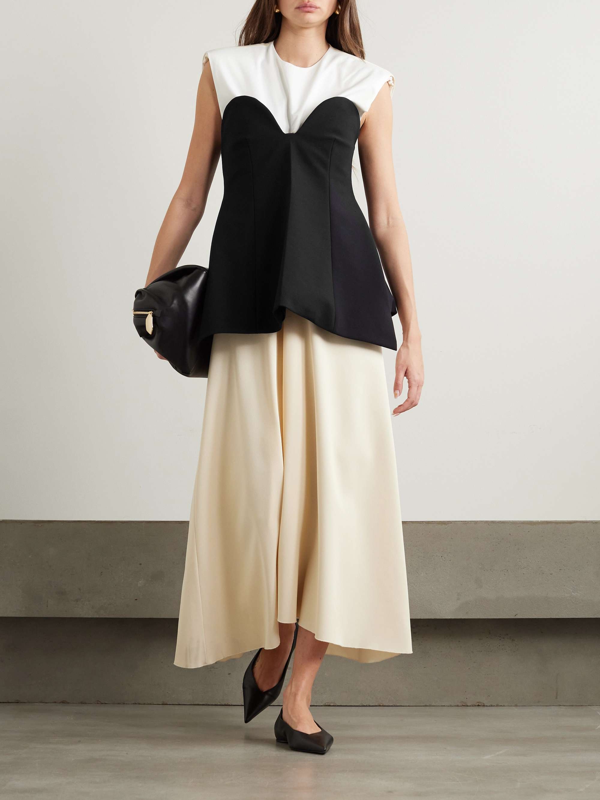 CARVEN 