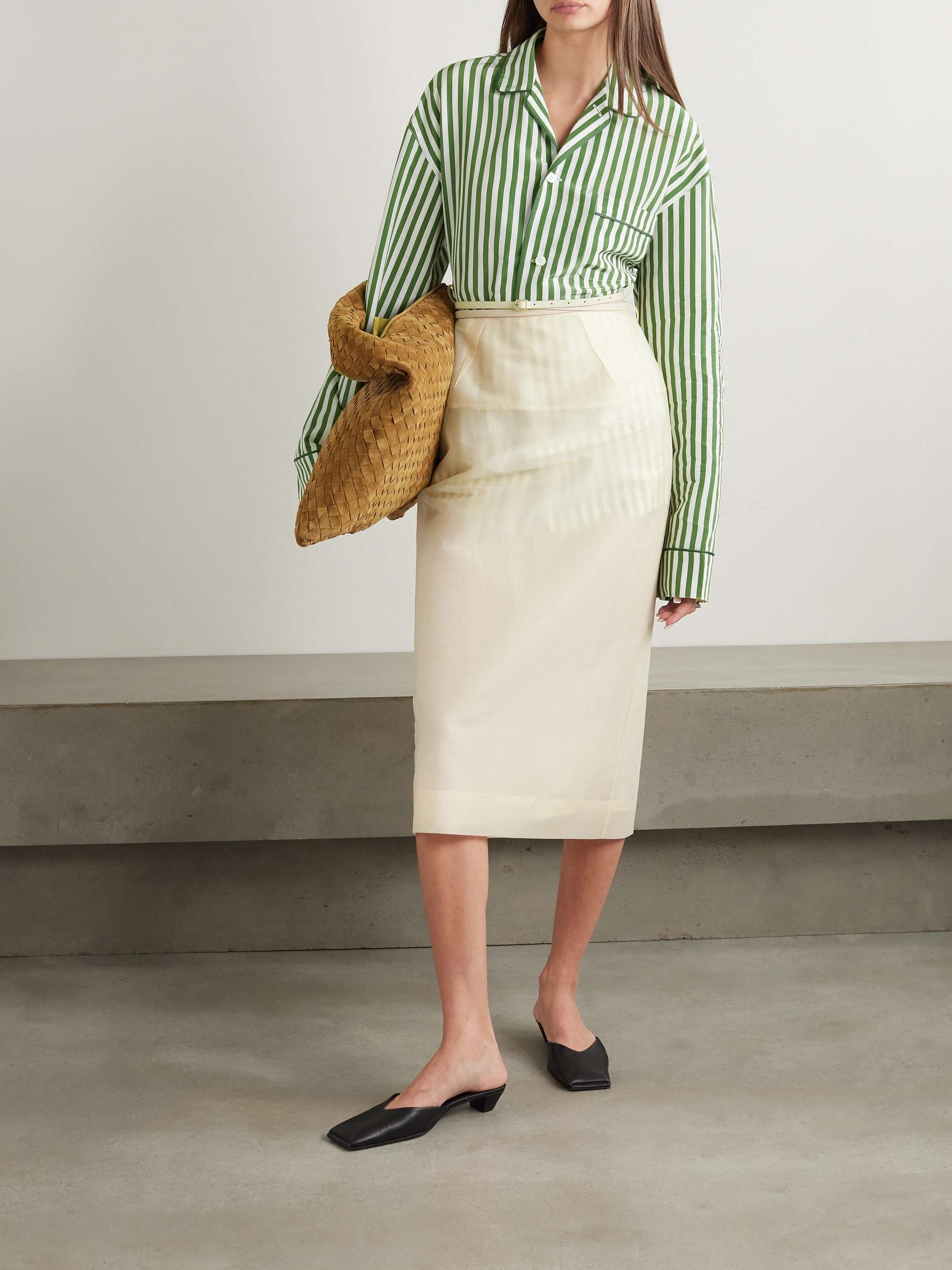 CARVEN 