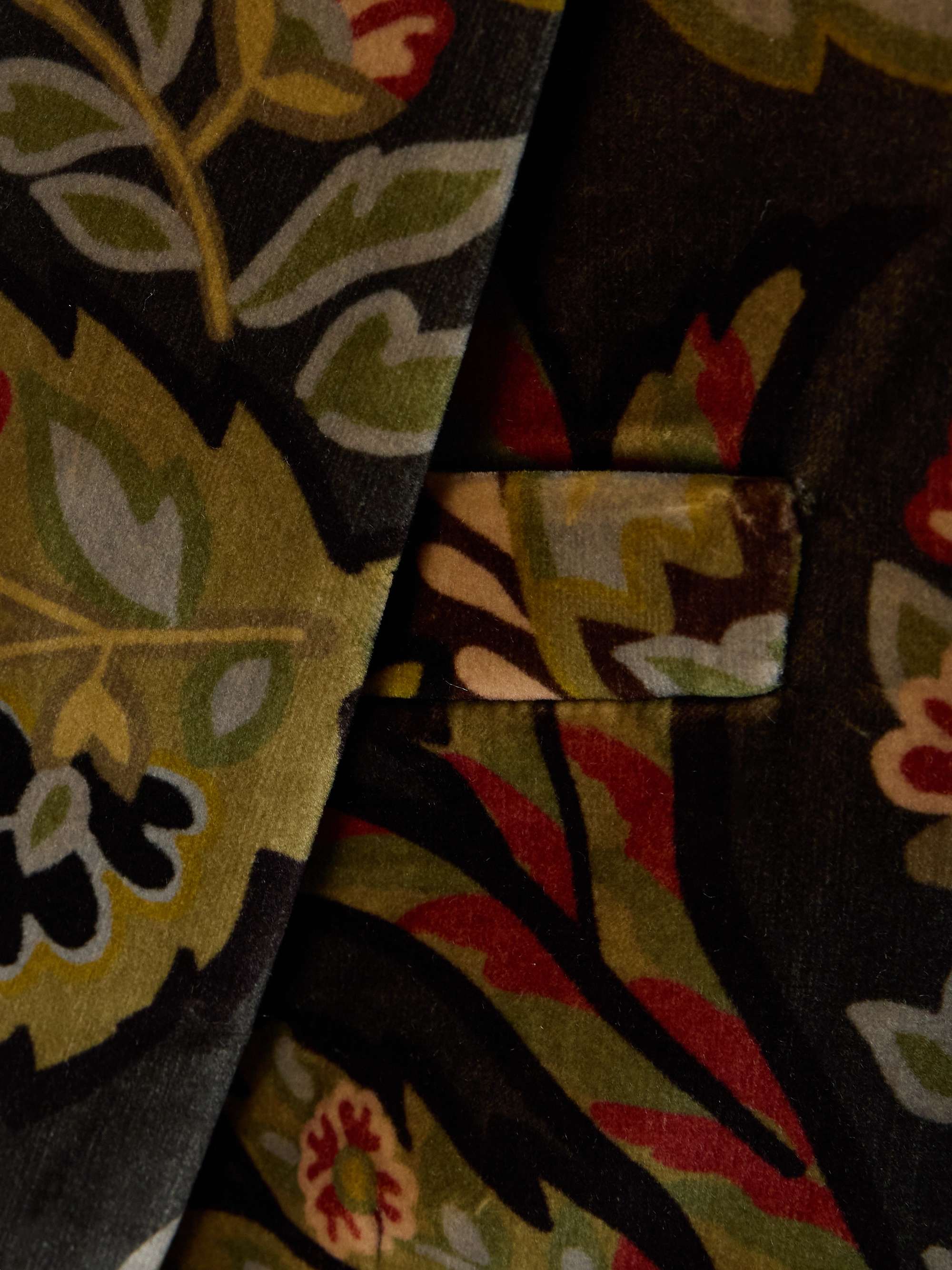 ETRO 