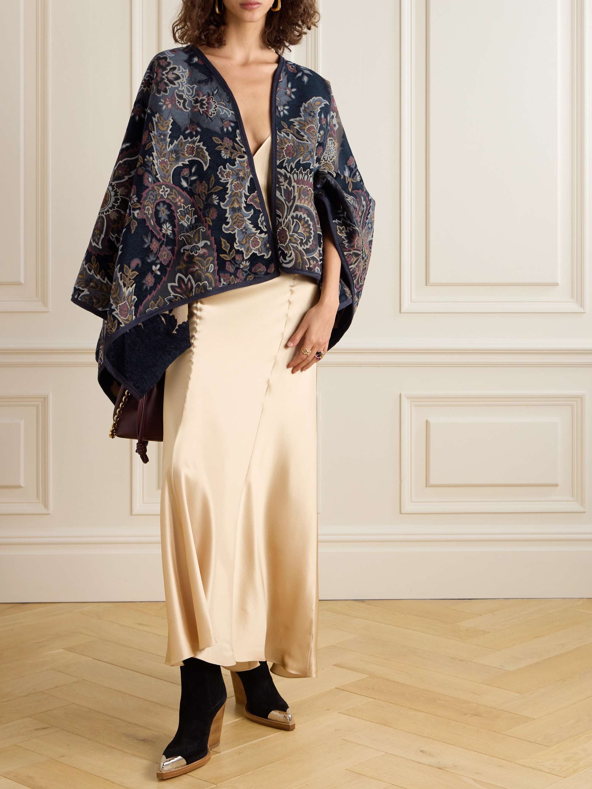ETRO 