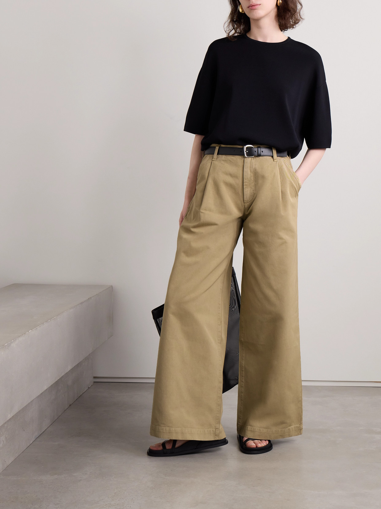 Shop Agolde Daryl Pleated Cotton-twill Wide-leg Pants In Neutrals