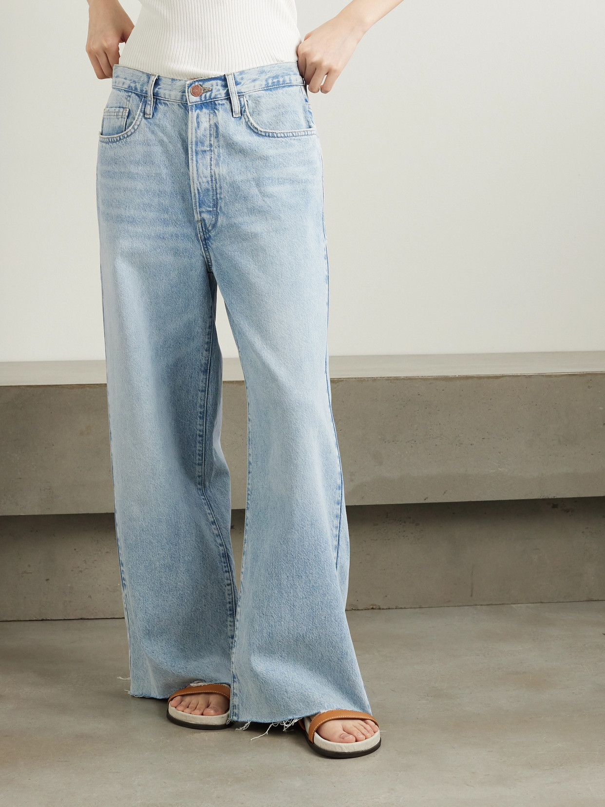 Frame Le Low Baggy Distressed High-rise Wide-leg Jeans In Blue