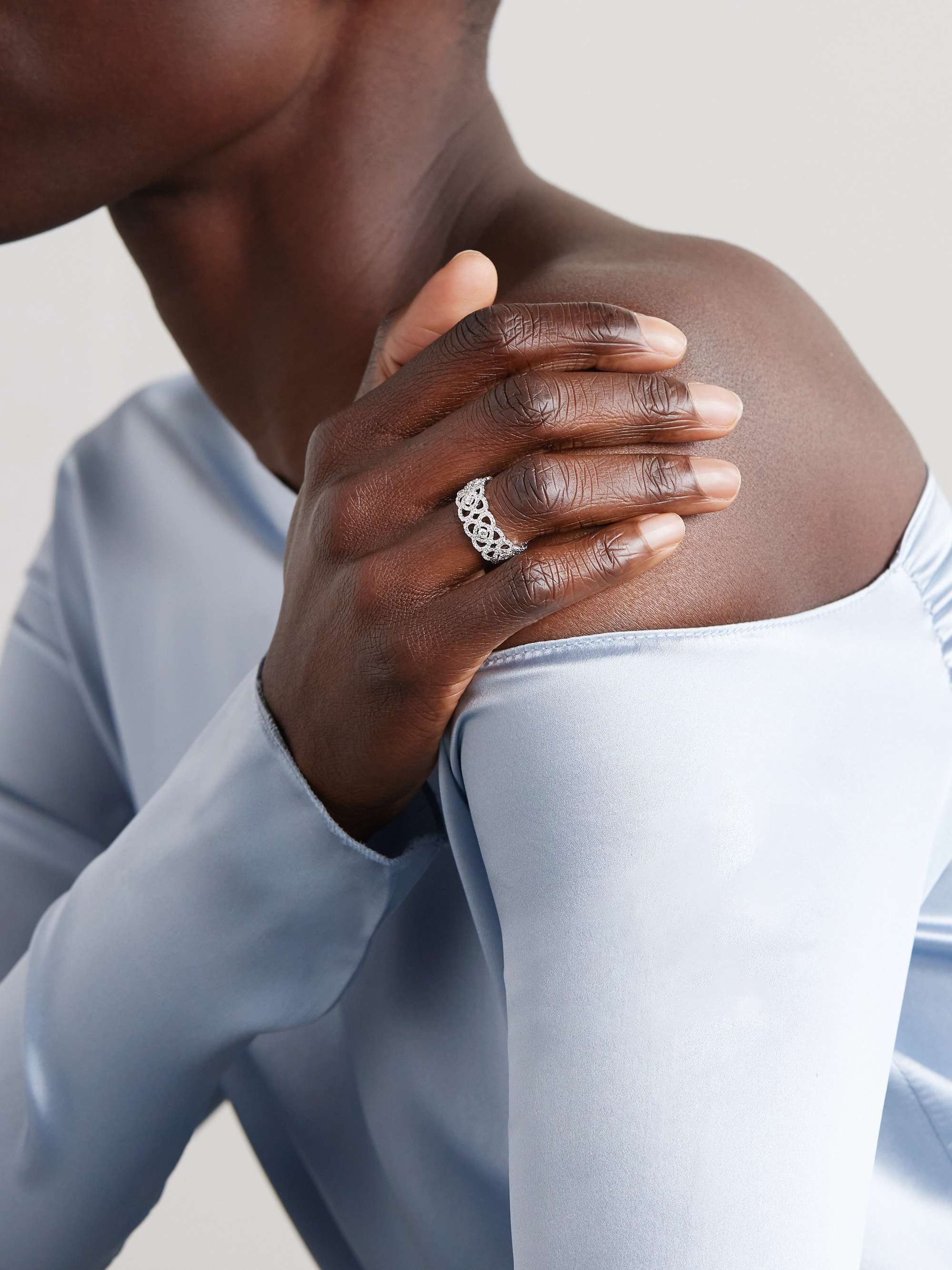 DE BEERS 