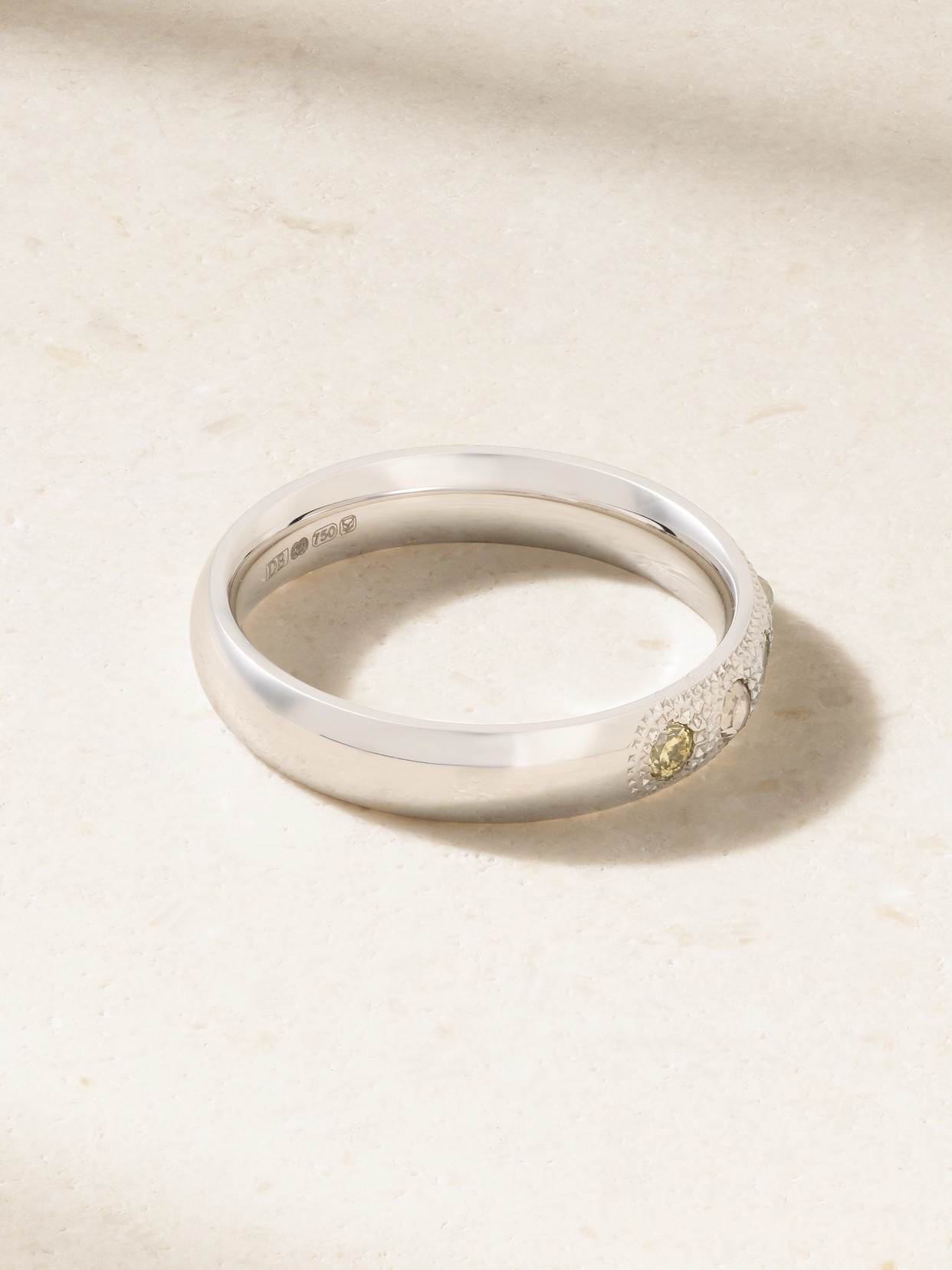 De Beers Jewellers Talisman Small 18-karat White Gold Diamond Ring In Silver