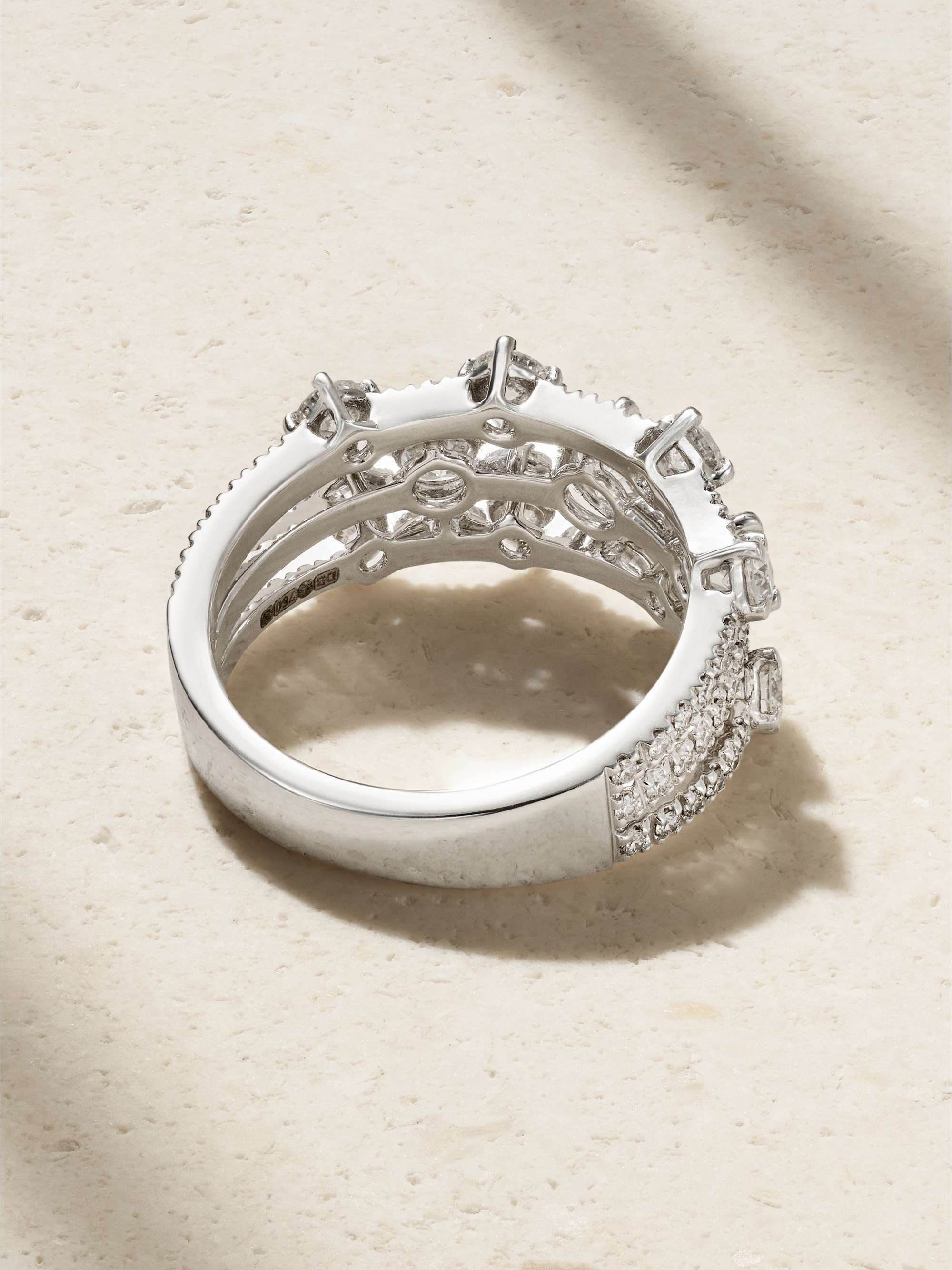 DE BEERS 