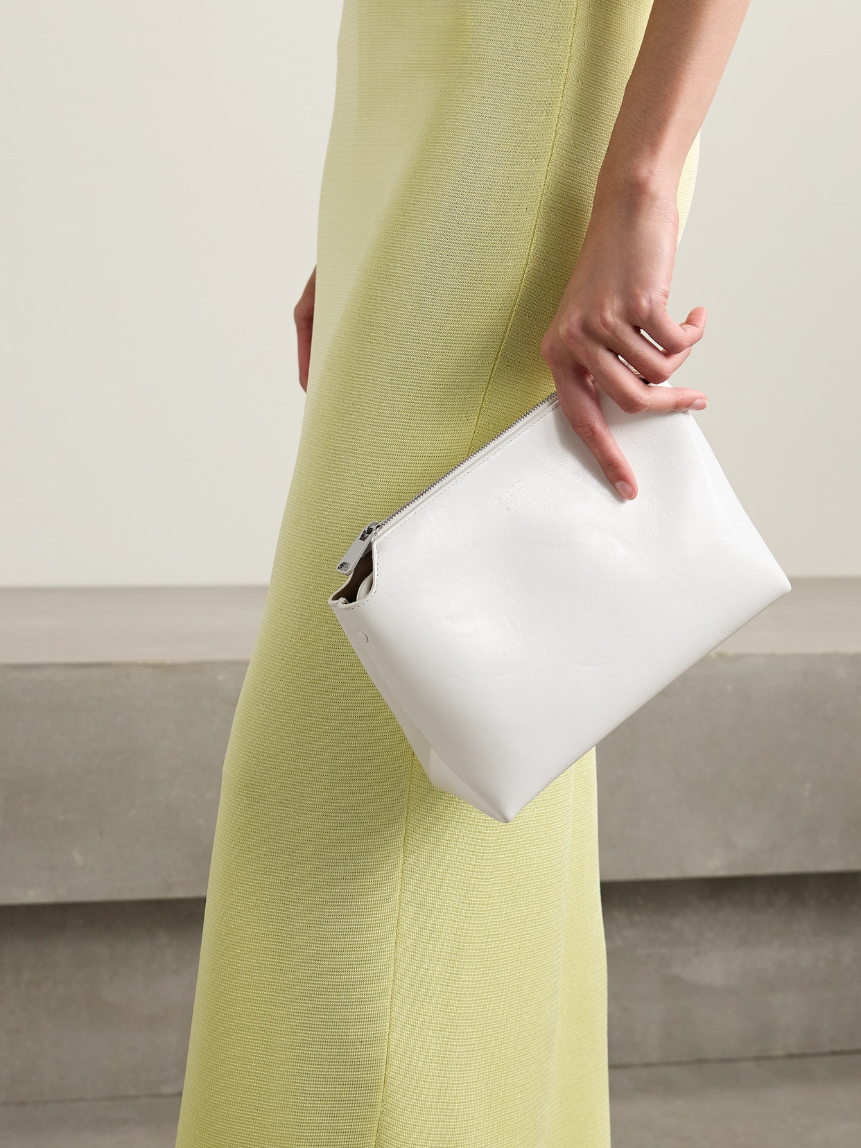 Khaite Lina Medium Leather Shoulder Bag In White