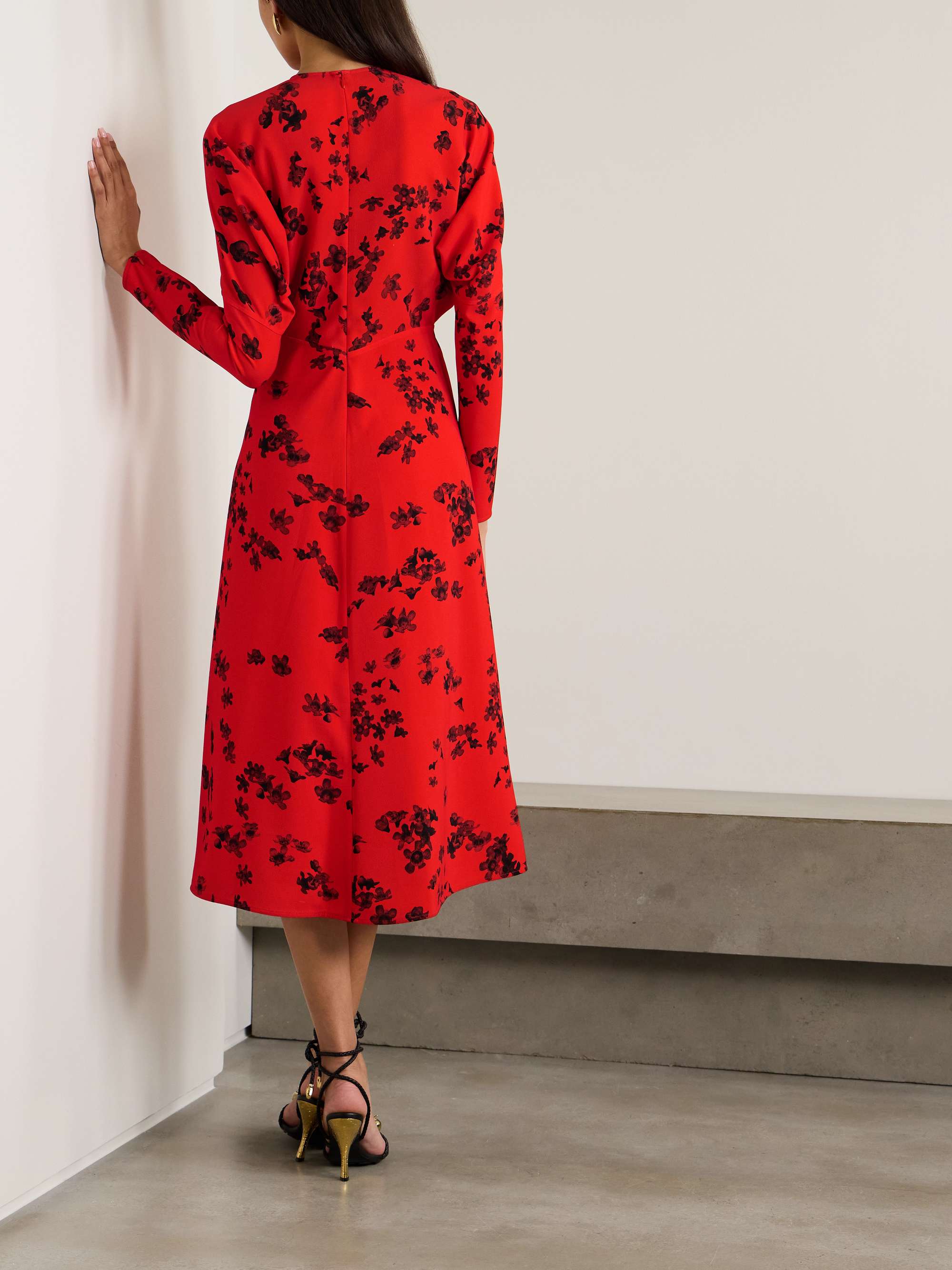 VICTORIA BECKHAM 