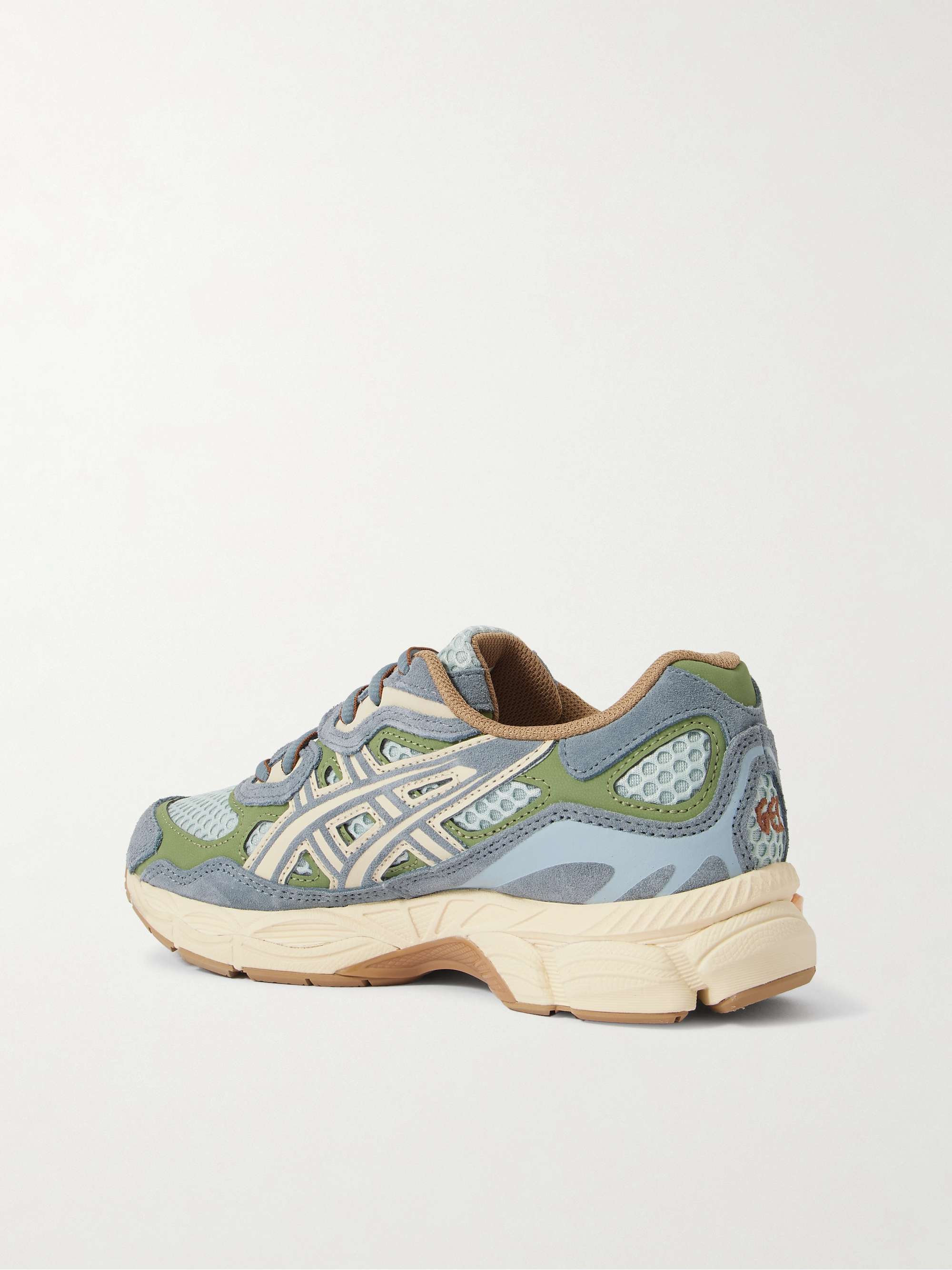ASICS 