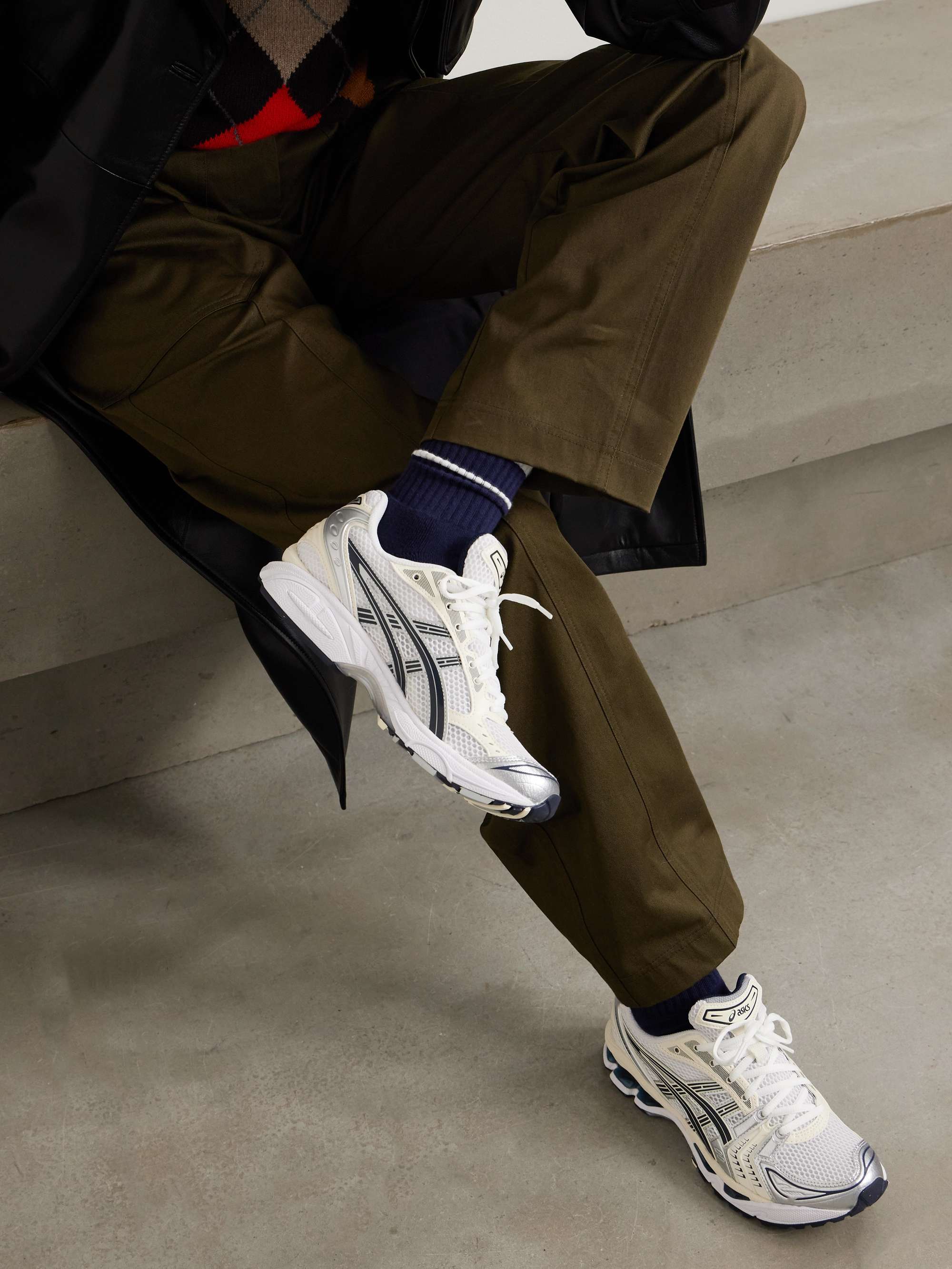 ASICS 