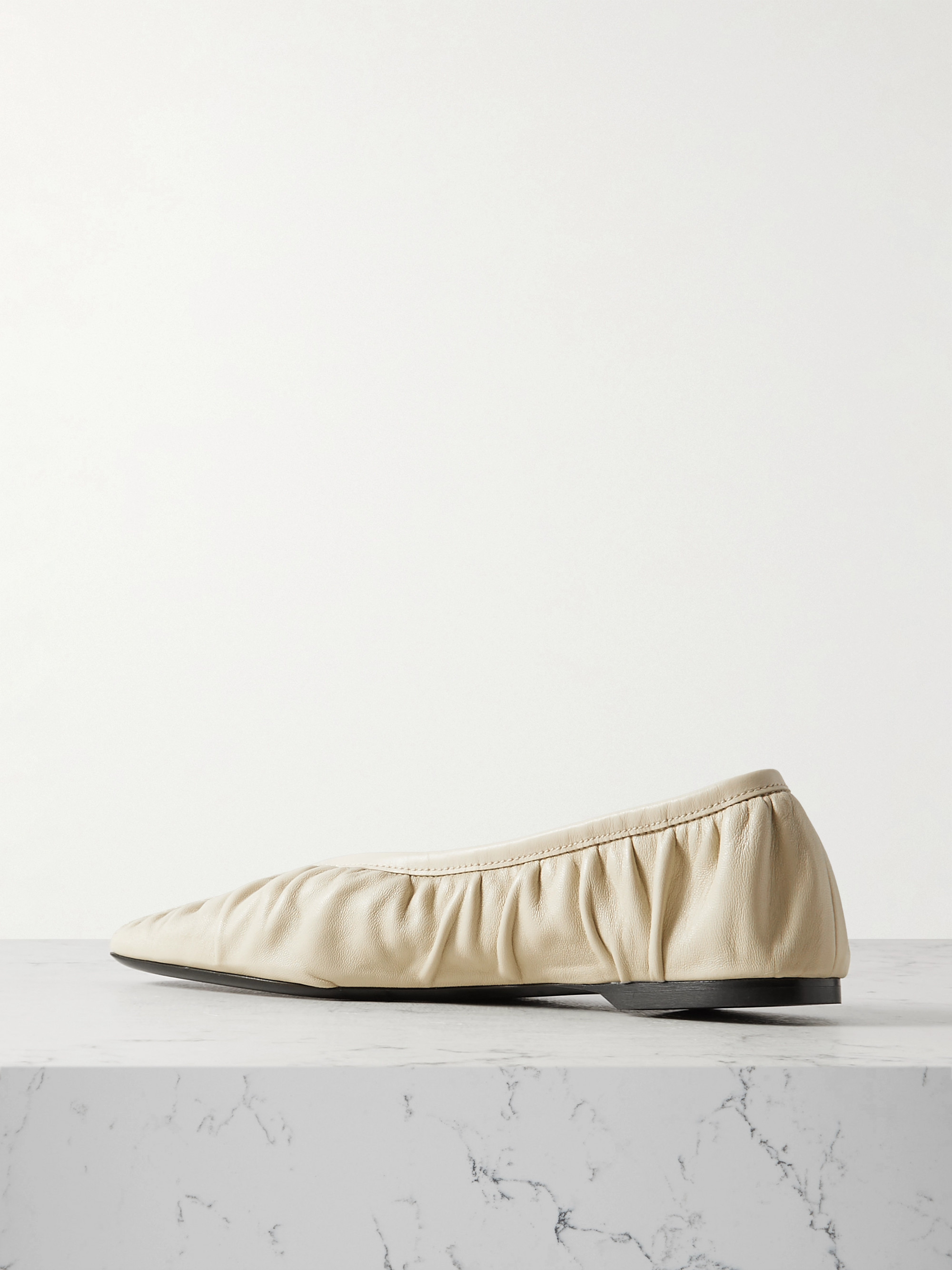 TOTEME The Gathered leather ballet flats