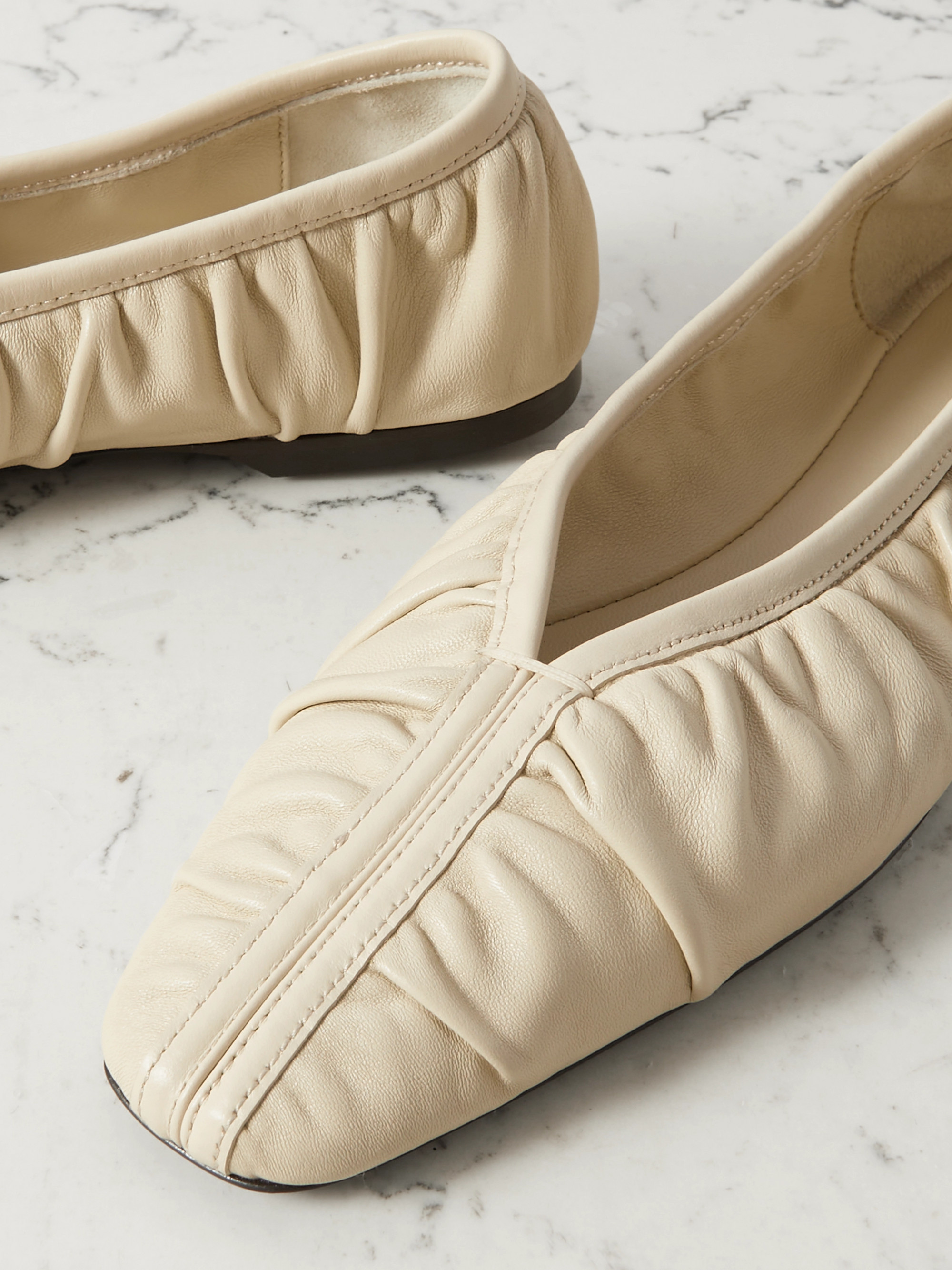 TOTEME The Gathered leather ballet flats