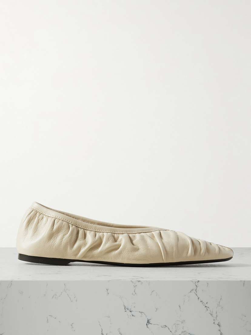 TOTEME The Gathered Leather Ballet Flats