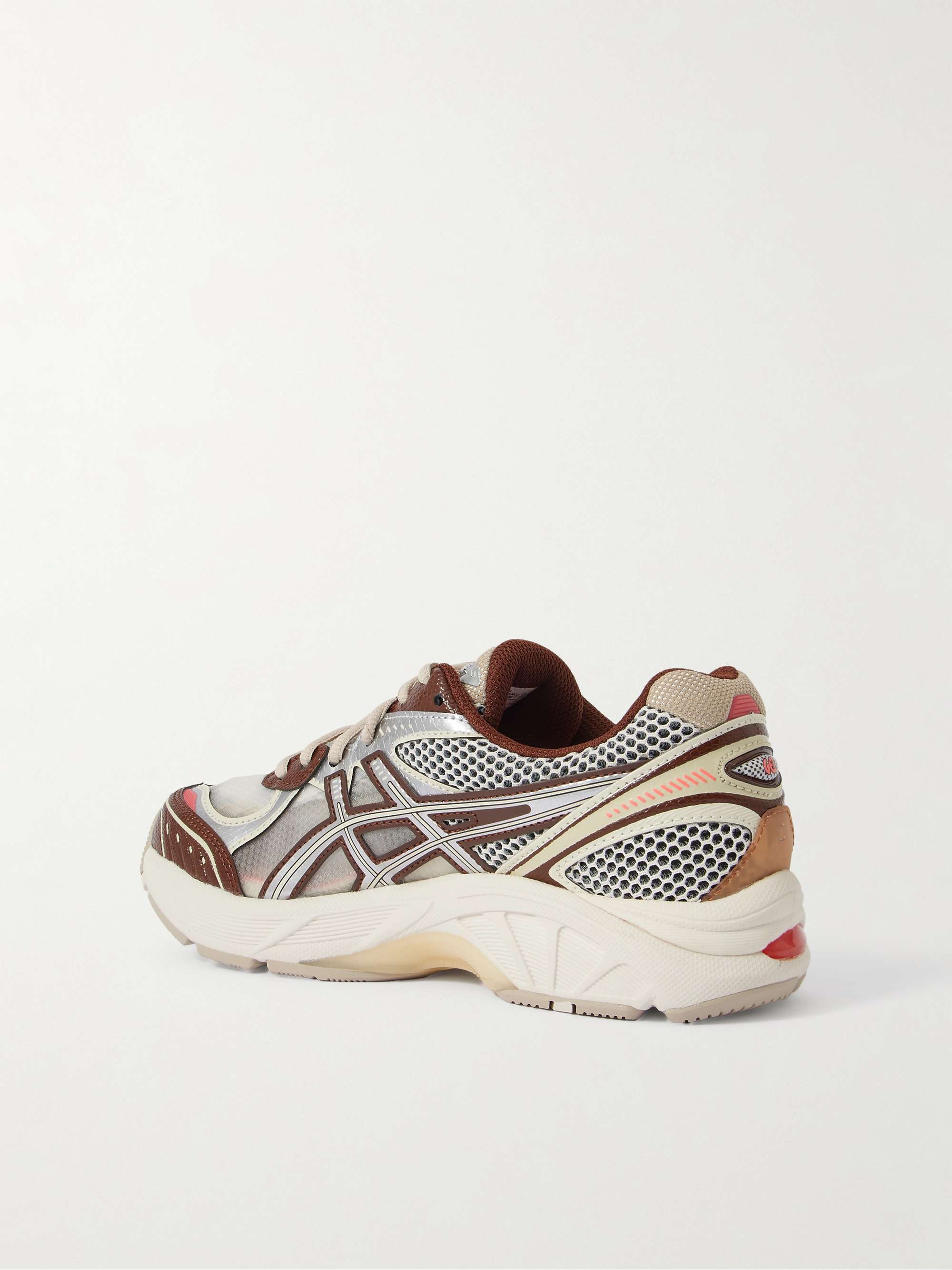 ASICS 