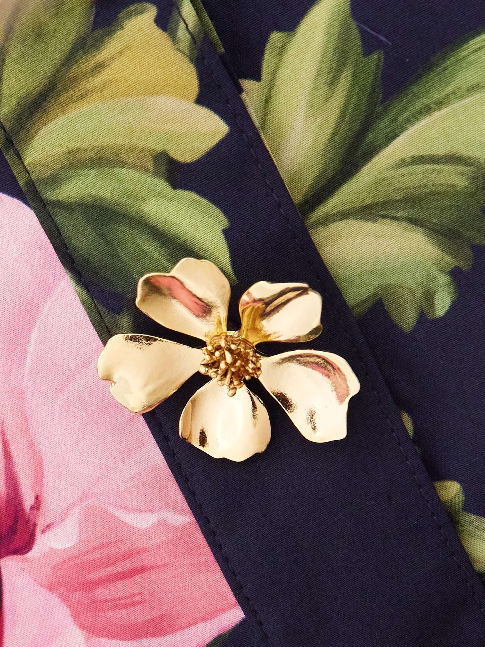 OSCAR DE LA RENTA 