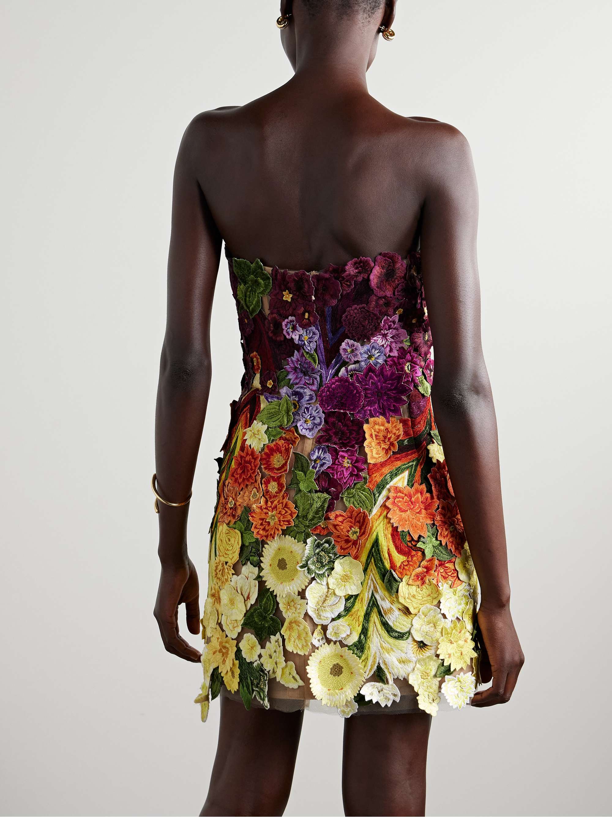 OSCAR DE LA RENTA 