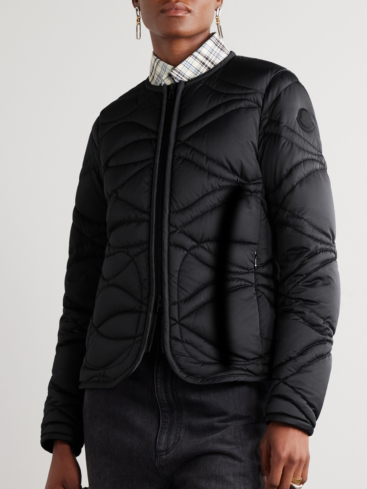 Moncler Pyrope Appliquéd Quilted Shell Down Jacket In Black