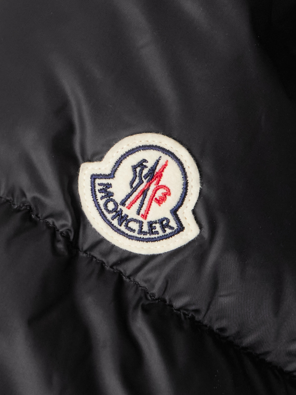 Moncler Boulogne Reversible Hooded Quilted Down Coat In Black